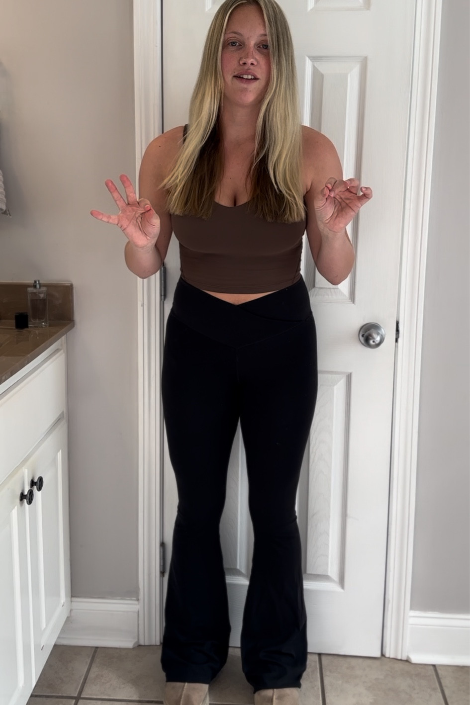 THE flare leggings 🤍

#LTKActive #LTKHoliday #LTKGiftGuide