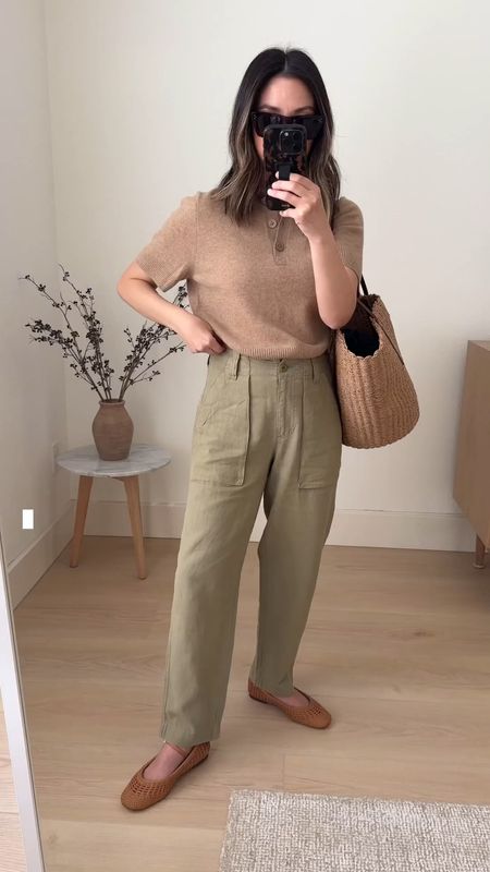 J.crew seaside cargo pants. LOVE these so much. Tencel so relaxed and moves nice. Petite length is great. Also, the sweater runs very cropped. I’m in the medium. On sale! 

J.crew sweater medium
J.crew cargo pants petite 0
J.crew flats 5
J.crew tote
Celine sunglasses  

Spring outfit, spring style, purse 


#LTKitbag #LTKshoecrush #LTKsalealert