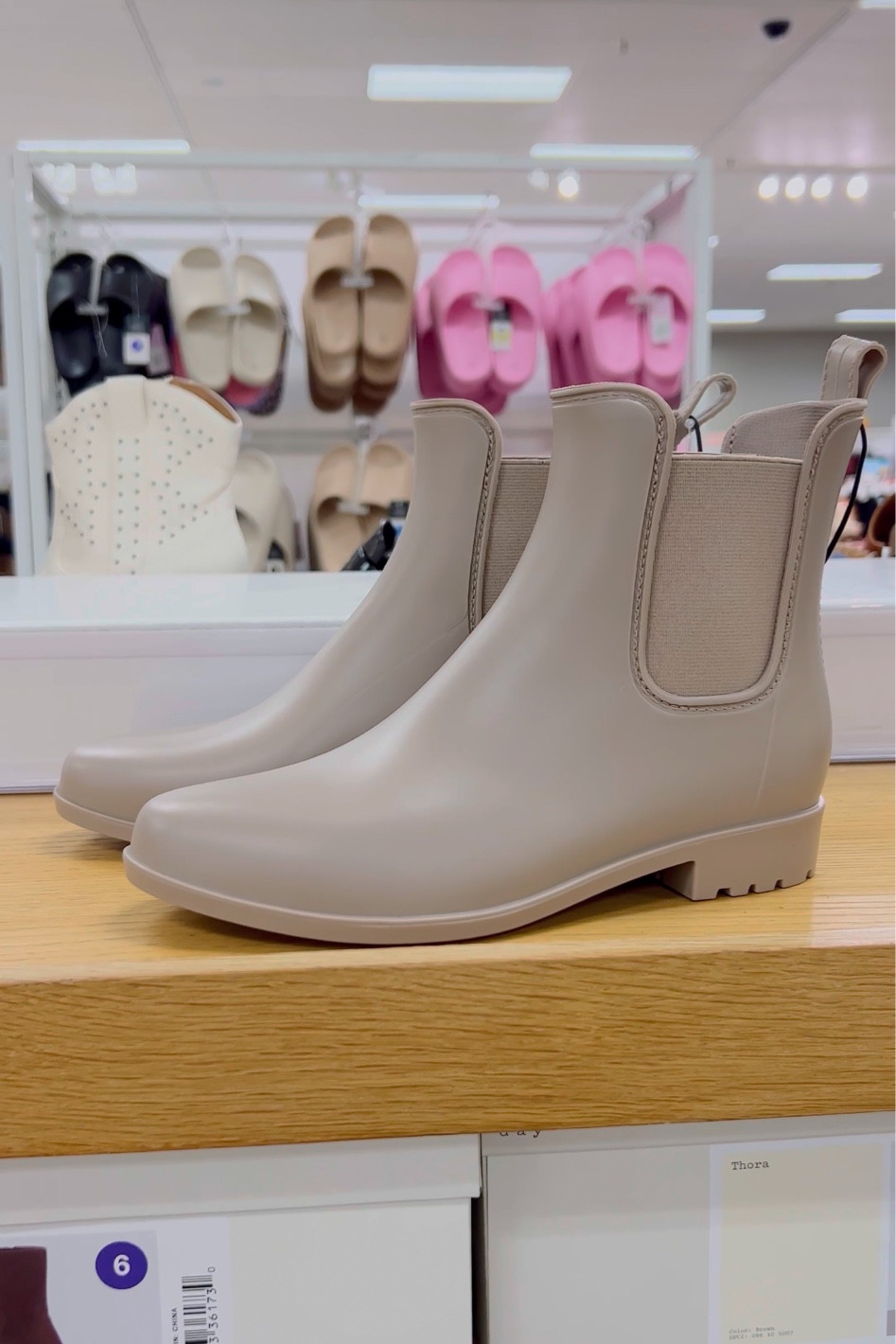 Target rain boots for $25 ☔️🌧️

#LTKshoecrush #LTKfindsunder100 #LTKfindsunder50