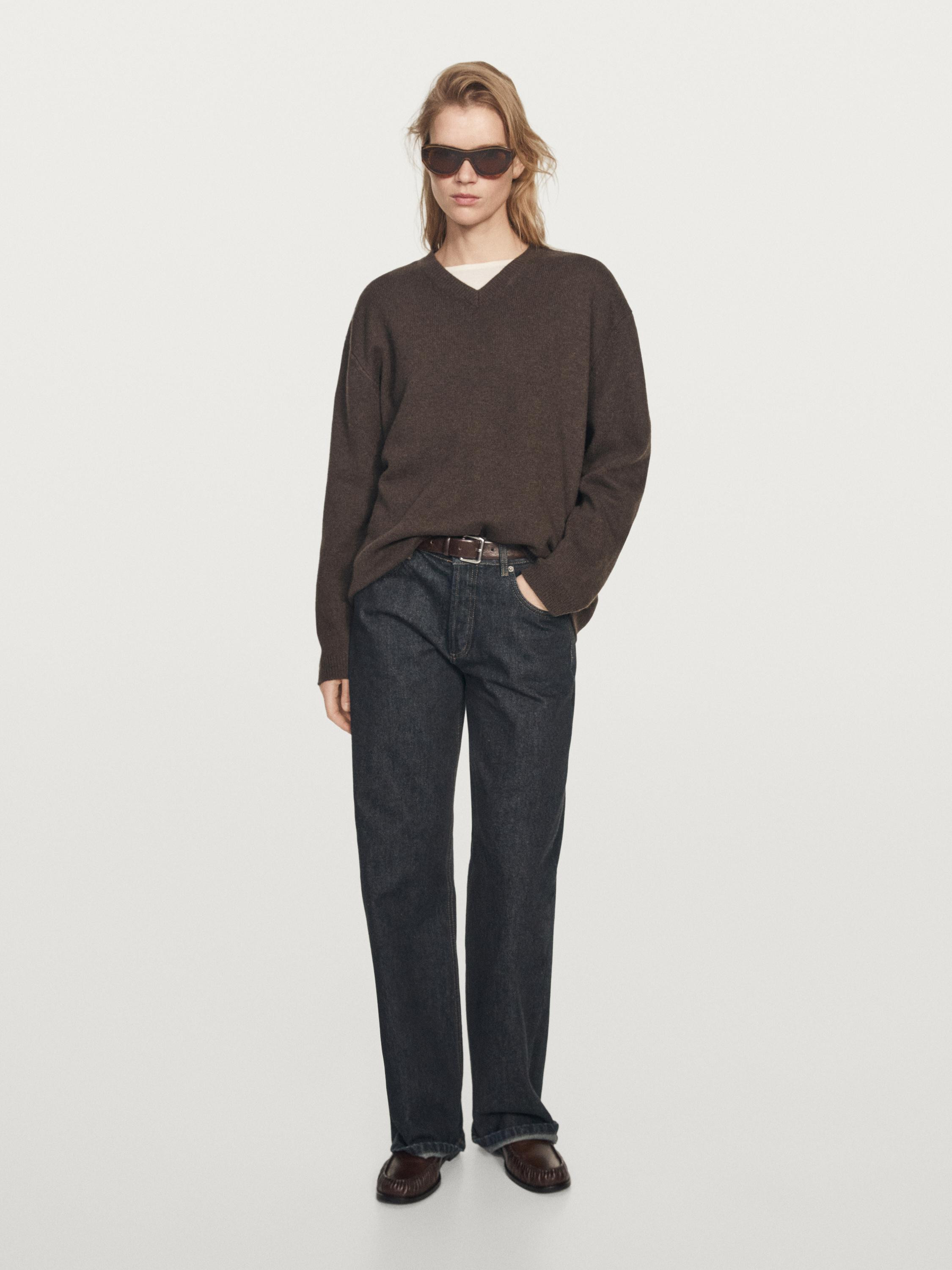 Oversize V-neck knit sweater | Massimo Dutti UK