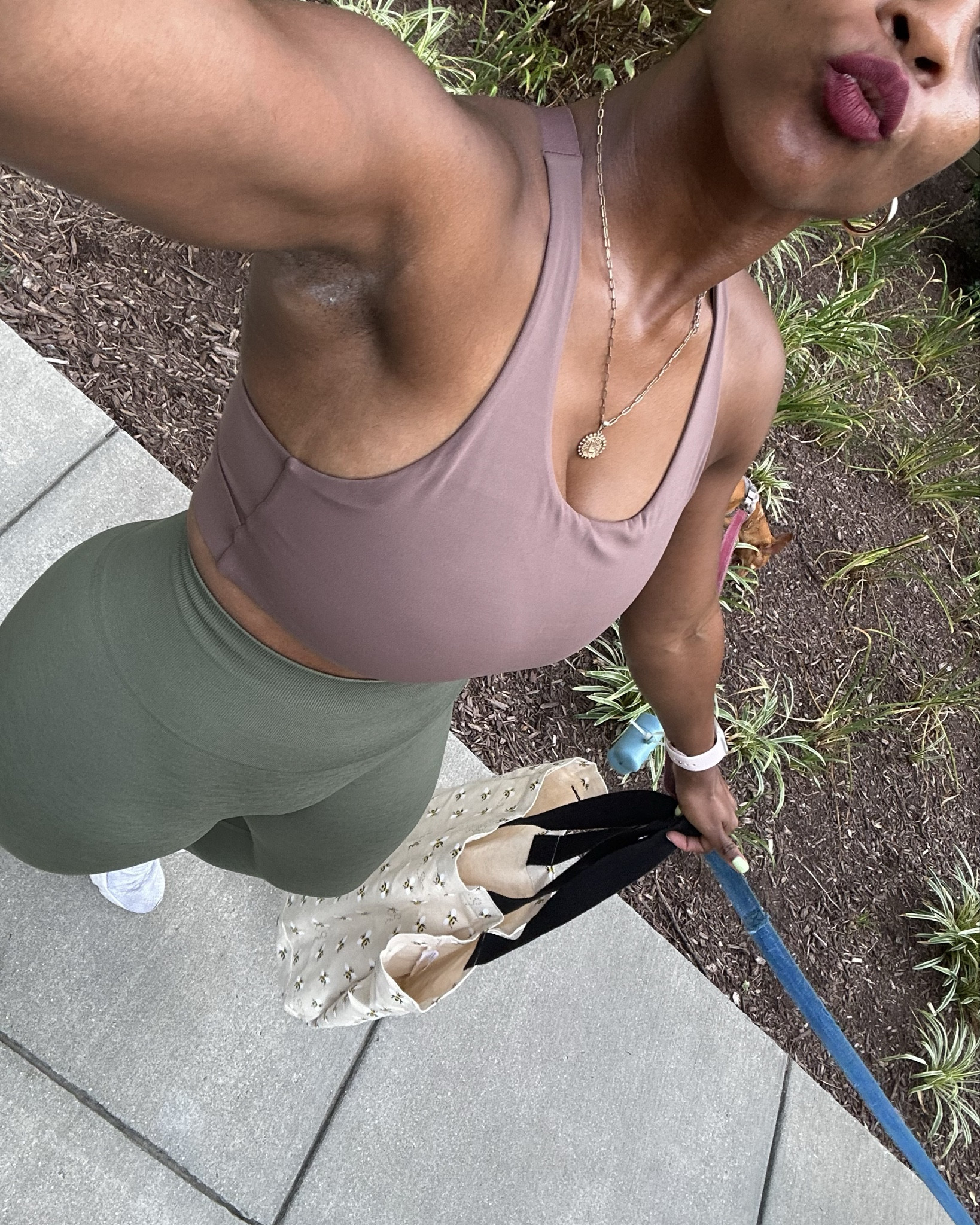 Workout set 
Workout outfit
Longline bra 
Medium support bra 
Seamless leggings 
Olive leggings 
Fitness outfit 
Workout outfit 

#LTKActive #LTKFindsUnder50 #LTKFitness