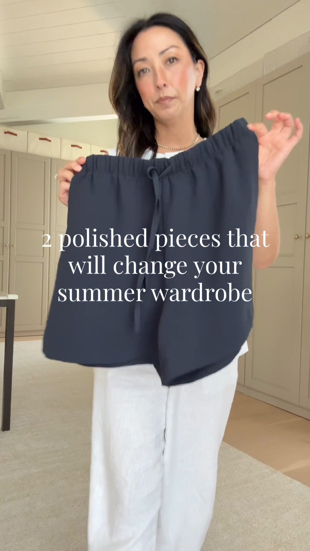 Daily outfit: 2 polished pieces that will change your summer wardrobe. 

J.crew line vest 0
Aritzia lodge shorts small
Staud flats 35
DeMellier New York bag midi
Celine sunglasses 
Dorsey James necklace 15”
Electric Picks earrings

#LTKgrwm #LTKmomlife #LTKPetite