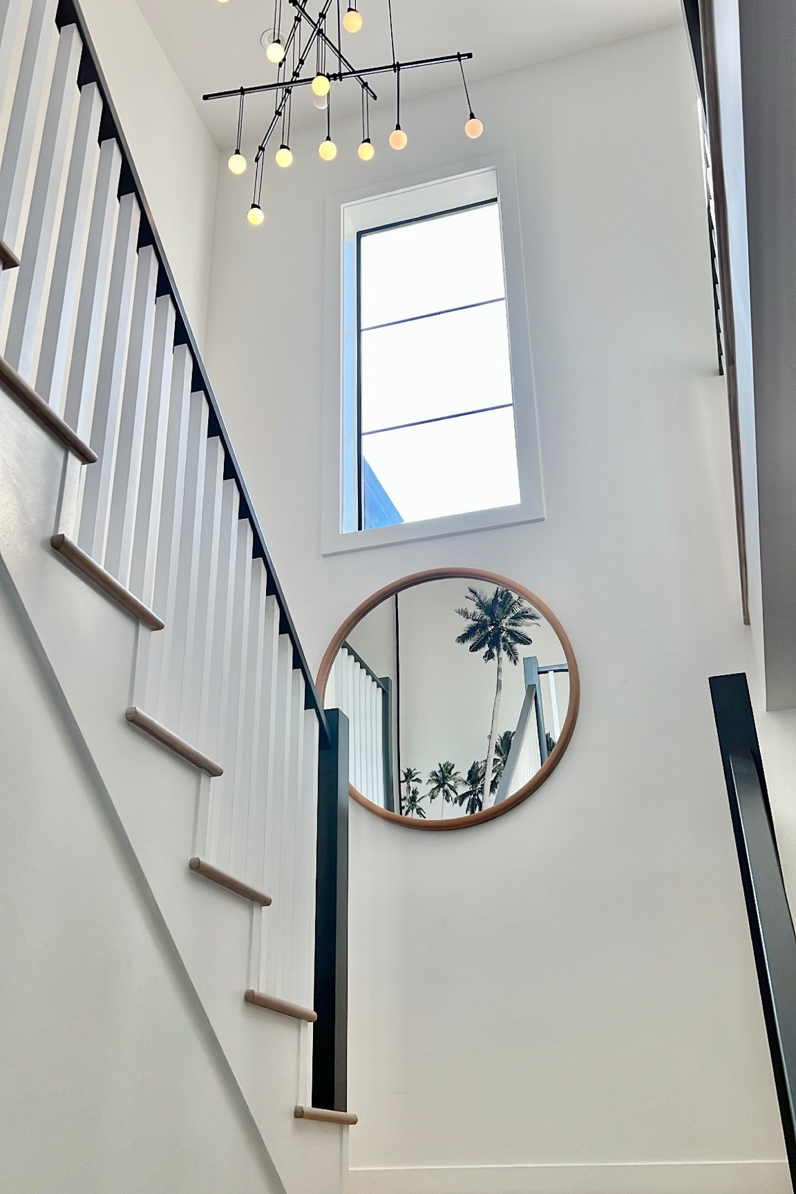 Gorgeous stairwell inspo!

#LTKSeasonal #LTKstyletip #LTKhome