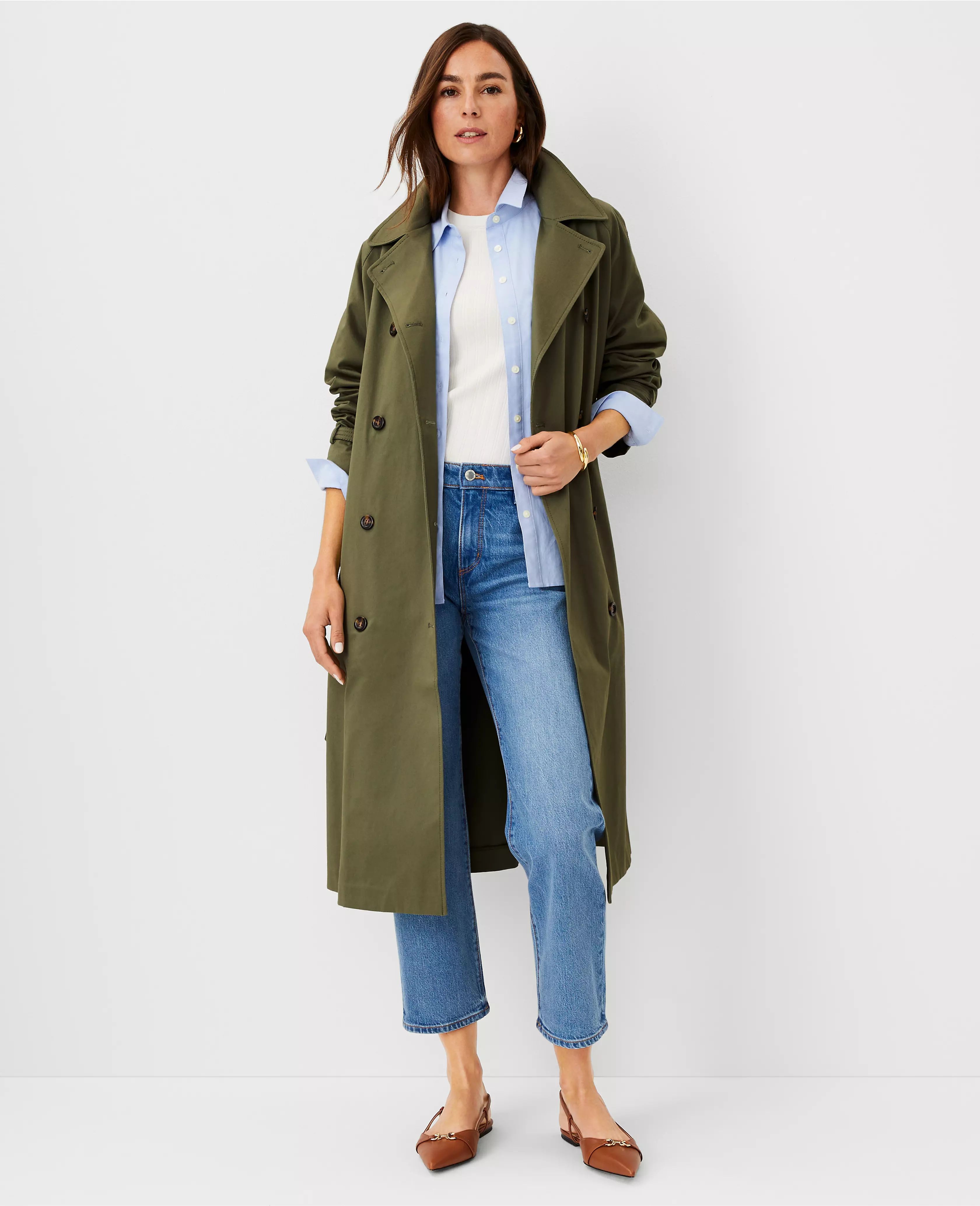 Petite Relaxed Raglan Trench Coat | Ann Taylor (US)