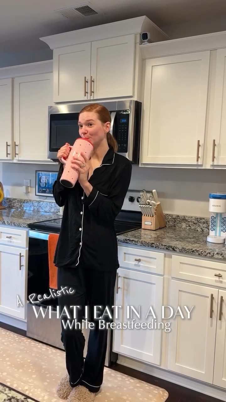 A realistic look at what I eat in a day while breastfeeding! Today was a pretty normal day, except I normally grab way more Reese’s eggs 🤣 

#whatieatinaday #whatieatinadayrealistic #breastfeedinglife #firsttimemom #4monthspostpartum #dailylifevlogs