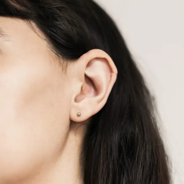 Little Sphere Nap Earrings | Maison Miru