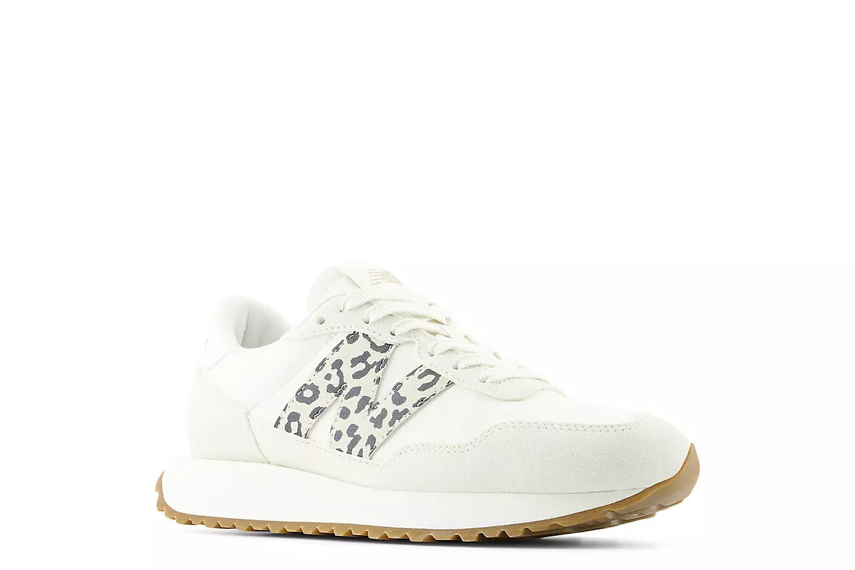 WOMENS 237 SNEAKER | Rack Room Shoes