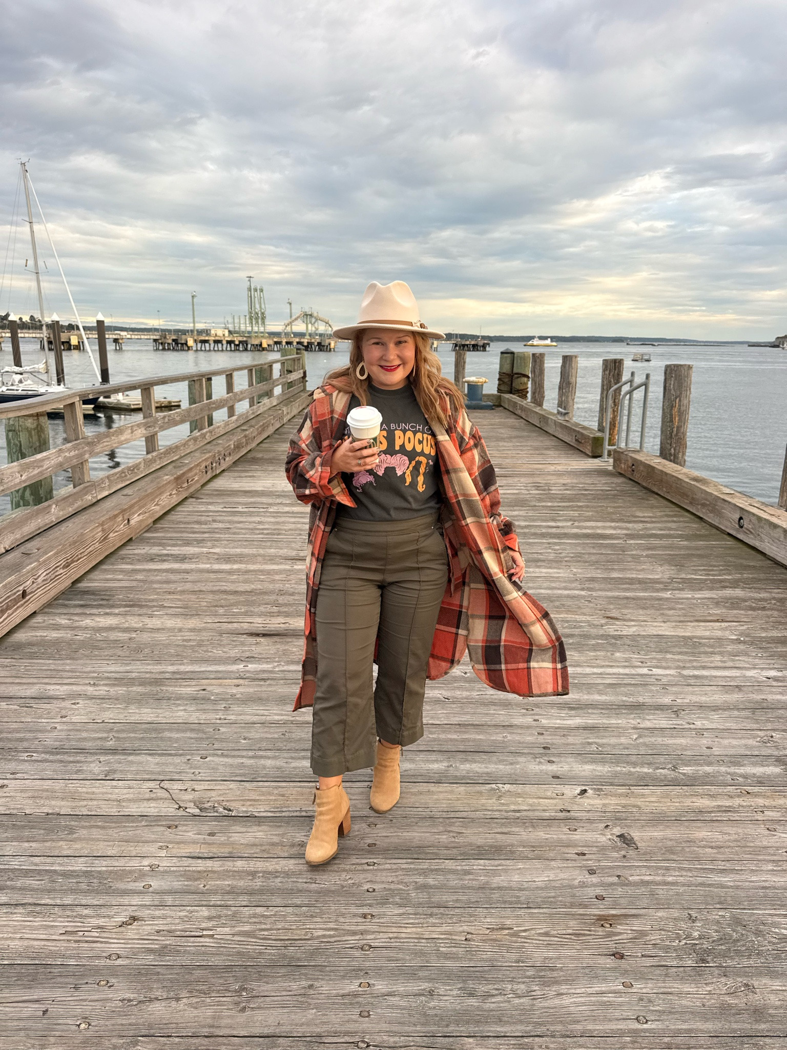 These pants are the best for the in-between season.

#LTKootd #LTKSeasonal #LTKPetite