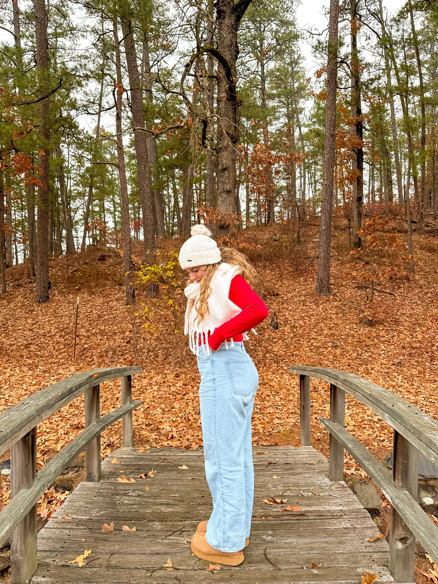 Hollister scarf and beanie outfit 🫶🏻

#LTKHoliday #LTKSeasonal