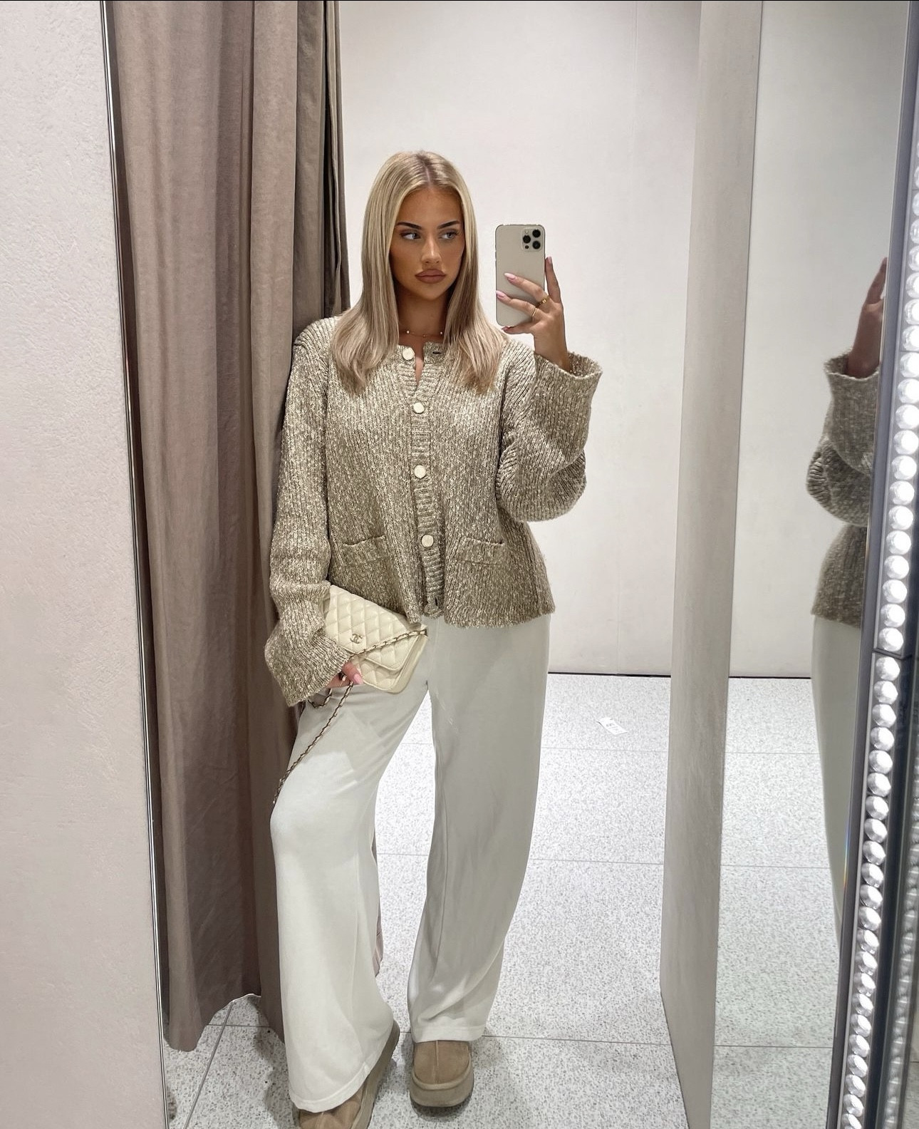 Neutral A/W Outfit ☁️

**Joggers originally from bershka but not online anymore**

#LTKstyletip #LTKuk #LTKautumn