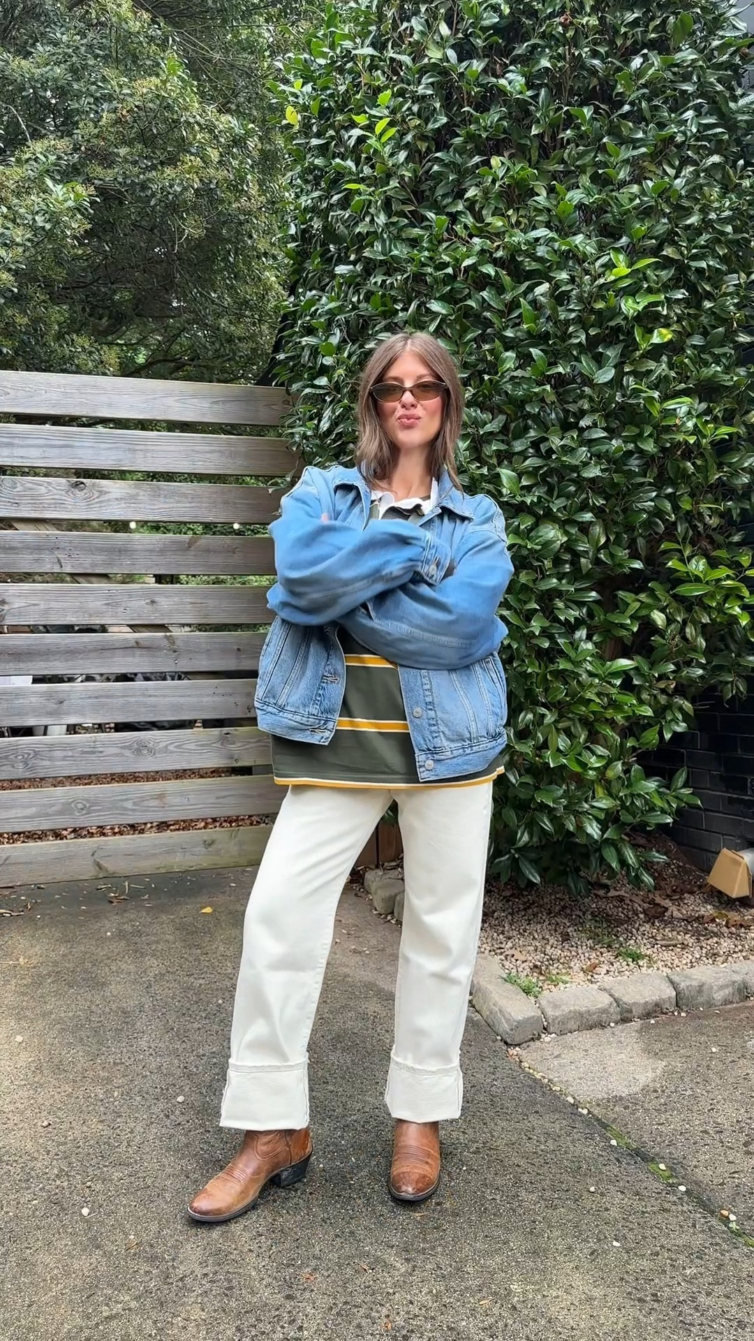 the cutest @levis pieces for fall!
the jean jacket (size medium) and jeans are closet staples   
#levispartner