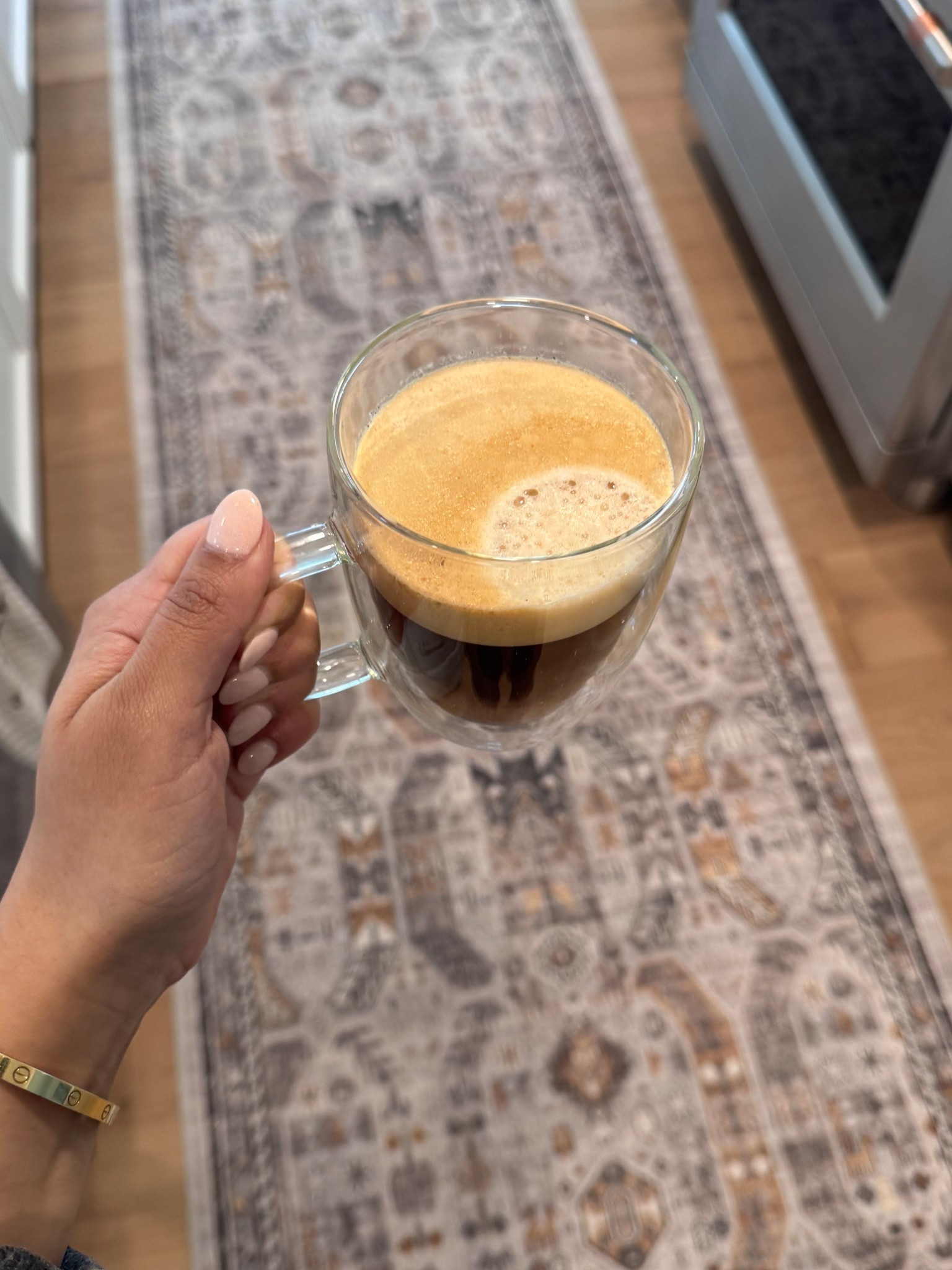 Linking some of my favorite Amazon kitchen pieces including these glass mugs and kitchen runner #amazon #amazonfinds #amazonhome

kitchen finds
glass mugs
coffee mugs
amazon finds
affordable amazon finds
amazon coffee mugs
glass coffee mugs
home decor
kitchen decorr


#LTKHome #LTKSeasonal #LTKFindsUnder100