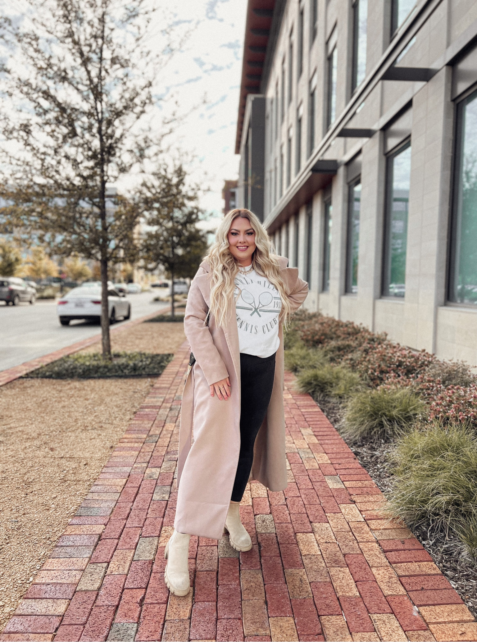 Thanksgiving outfit | fall outfit | street style | midsized | plus sized 
