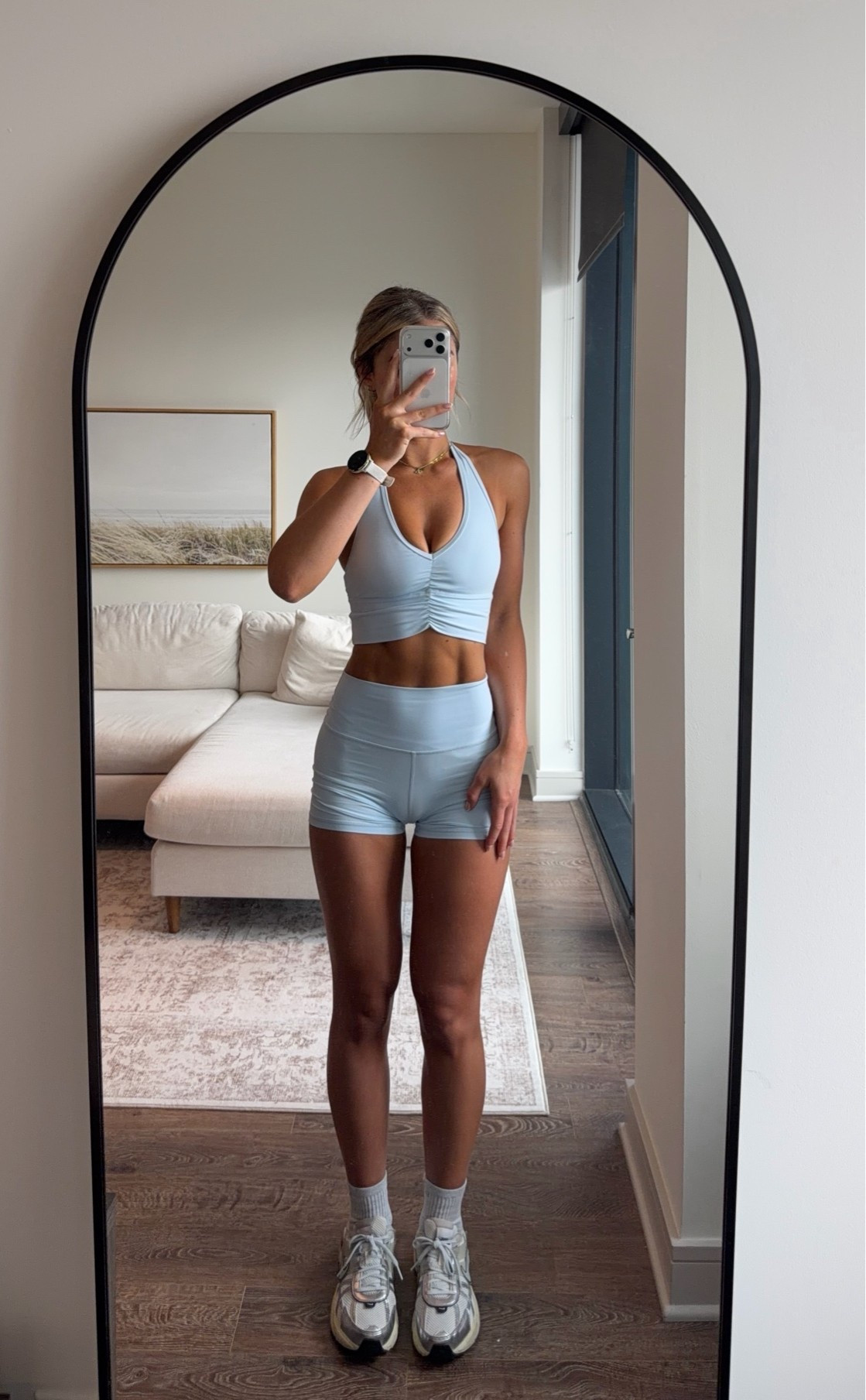 workout set of the day 🤸🏼🩵