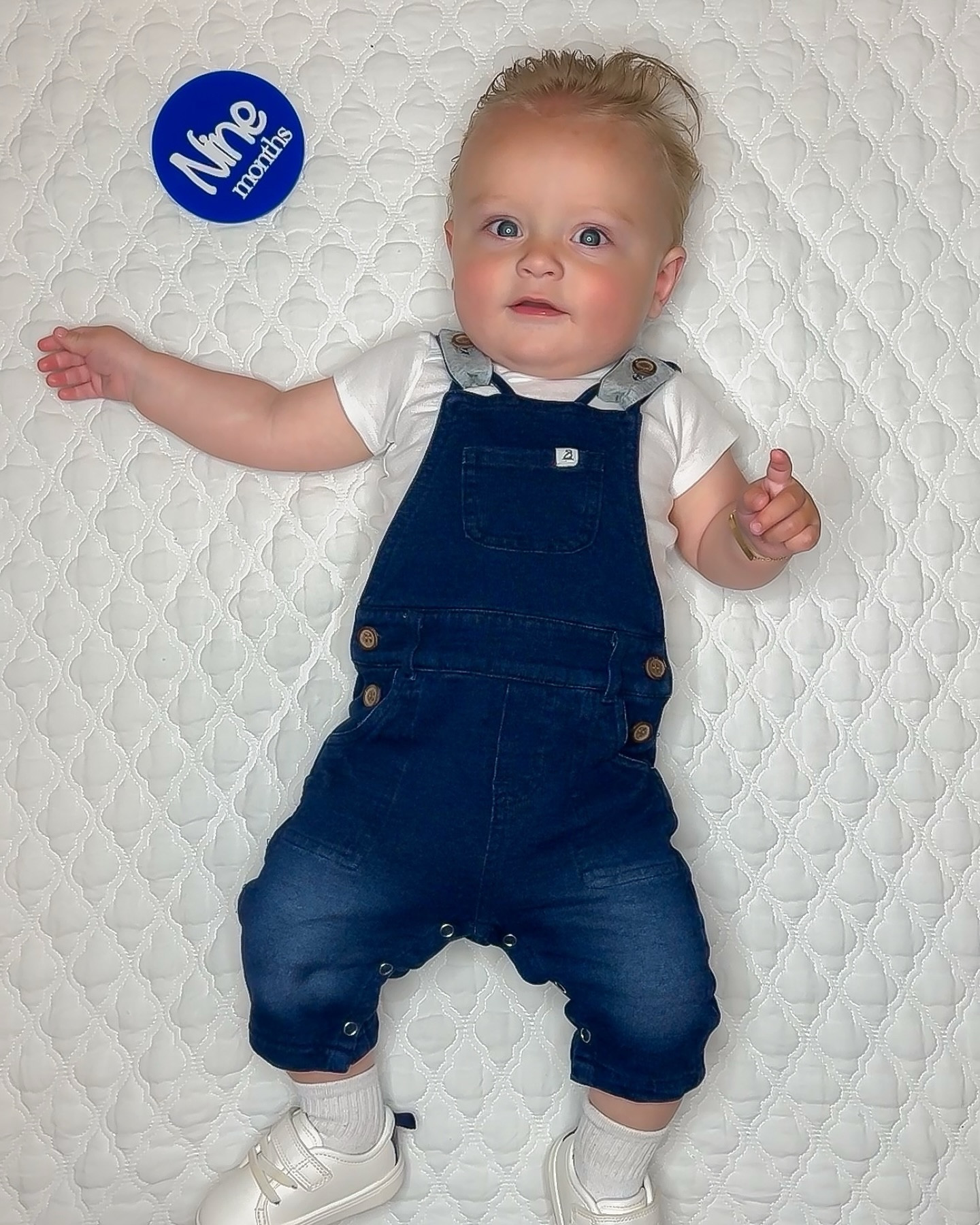 my dude like doubled in size from last month lol everytime i go and dress him nothing fits 🤣 i was like “surely these size 12m overalls will fit him” and they’re capris 🙃😂 hahaha 💙💙💙