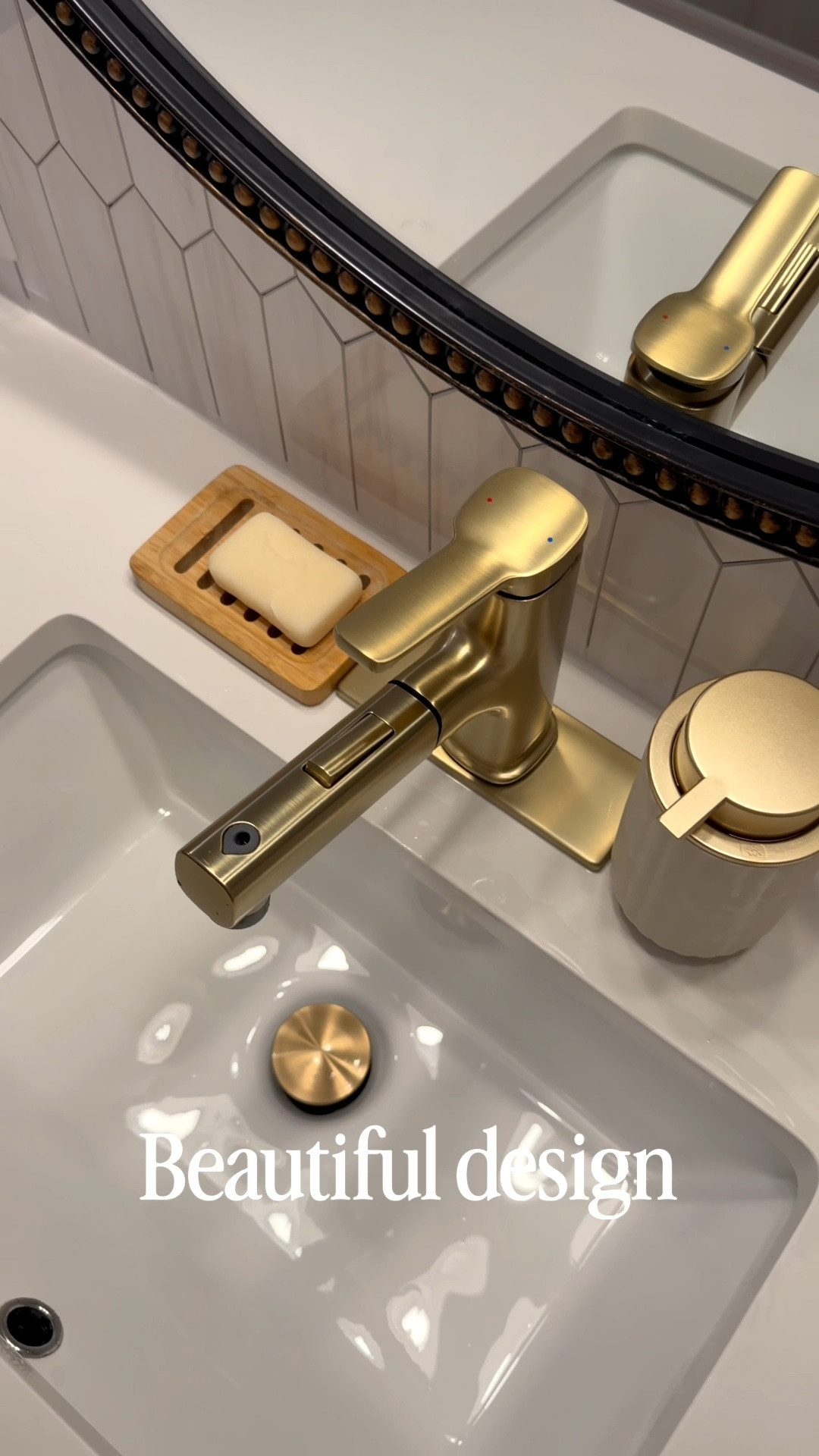 Little luxe details ❤️




Bathroom refresh | bathroom renovation | gold accent faucet | guest room | luxe for less | amazon finds | fall deals | modern smart home

#LTKHome #LTKSaleAlert #LTKOver40