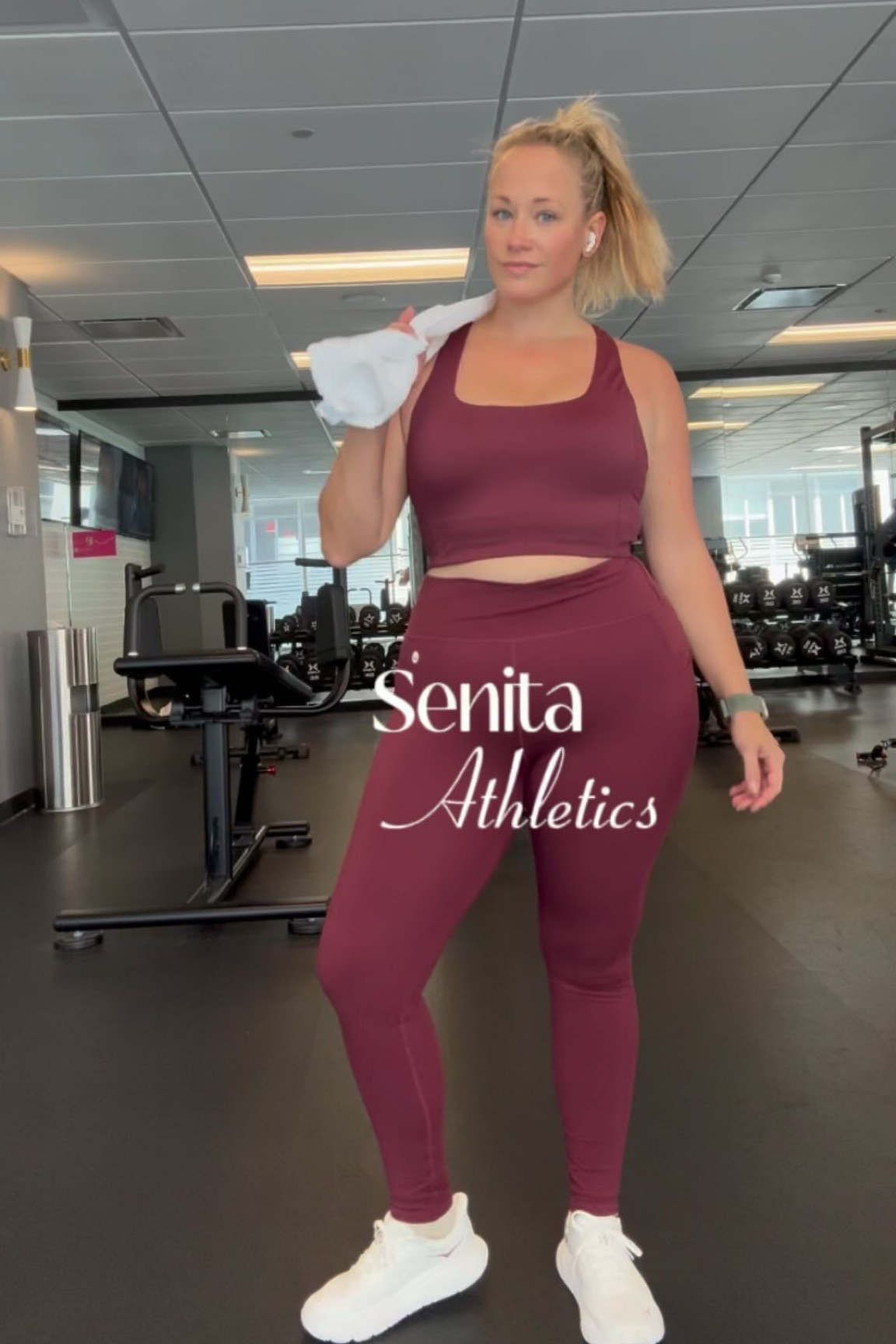 So many combinations with @senita activewear! I love mixing and matching their crop tops, sports bras, and leggings to create different sets! I am wearing a L or XL in all of these pieces! ❤️🤍🖤

Use the link or discount code below to get some $$ off to try!

https://get.aspr.app/SHXxG
Discount Code: “ALYSSA”

#senita #senitaathletics #plusmodel #curvemodel #curvy #curves #plussize #plussizemodel #plussizefashion #athleticwear #curvyandfit #curvyathleticwear #plussizeathleticwear #athleisure