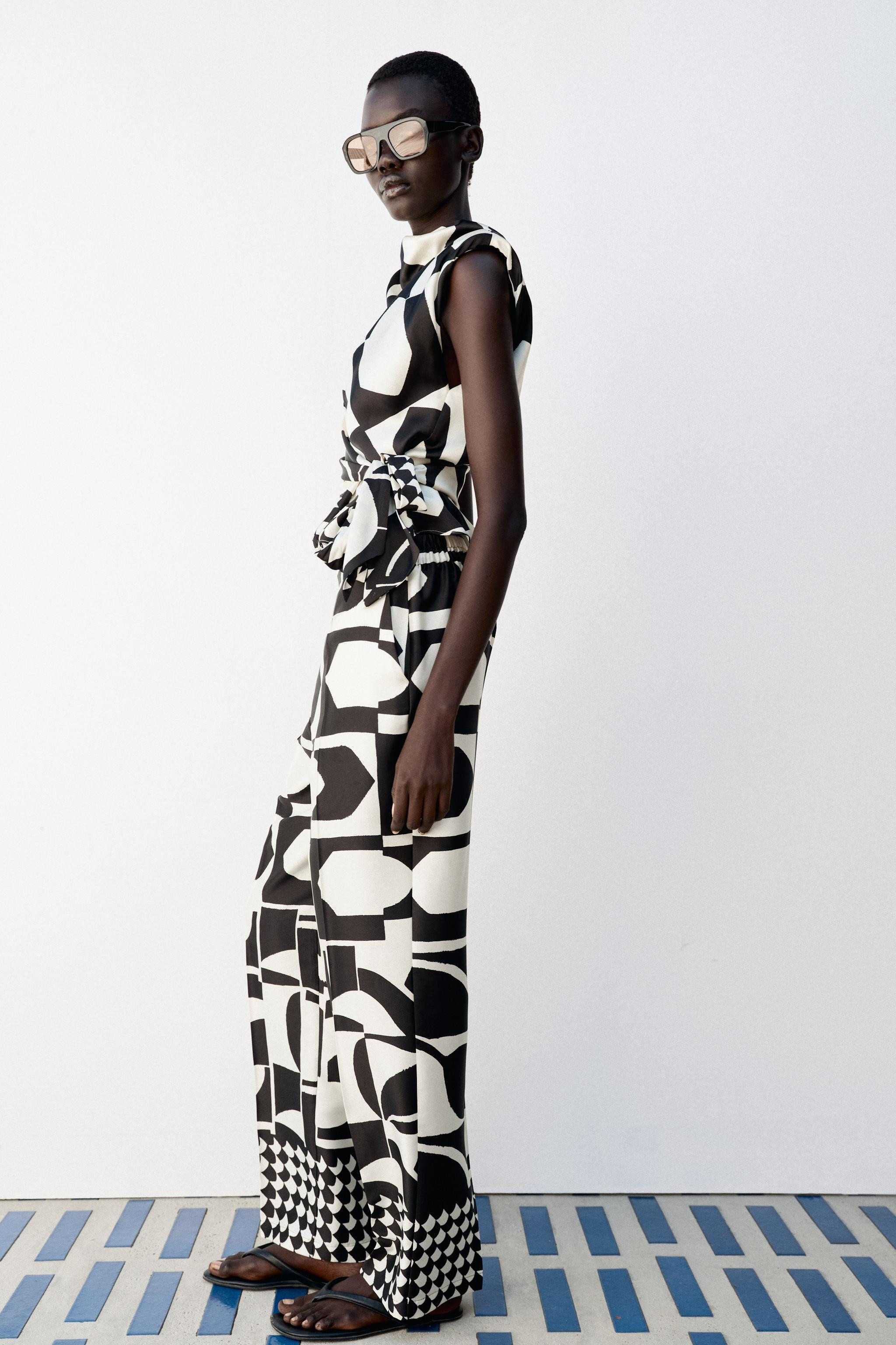 GEOMETRIC PRINT TROUSERS | Zara UK