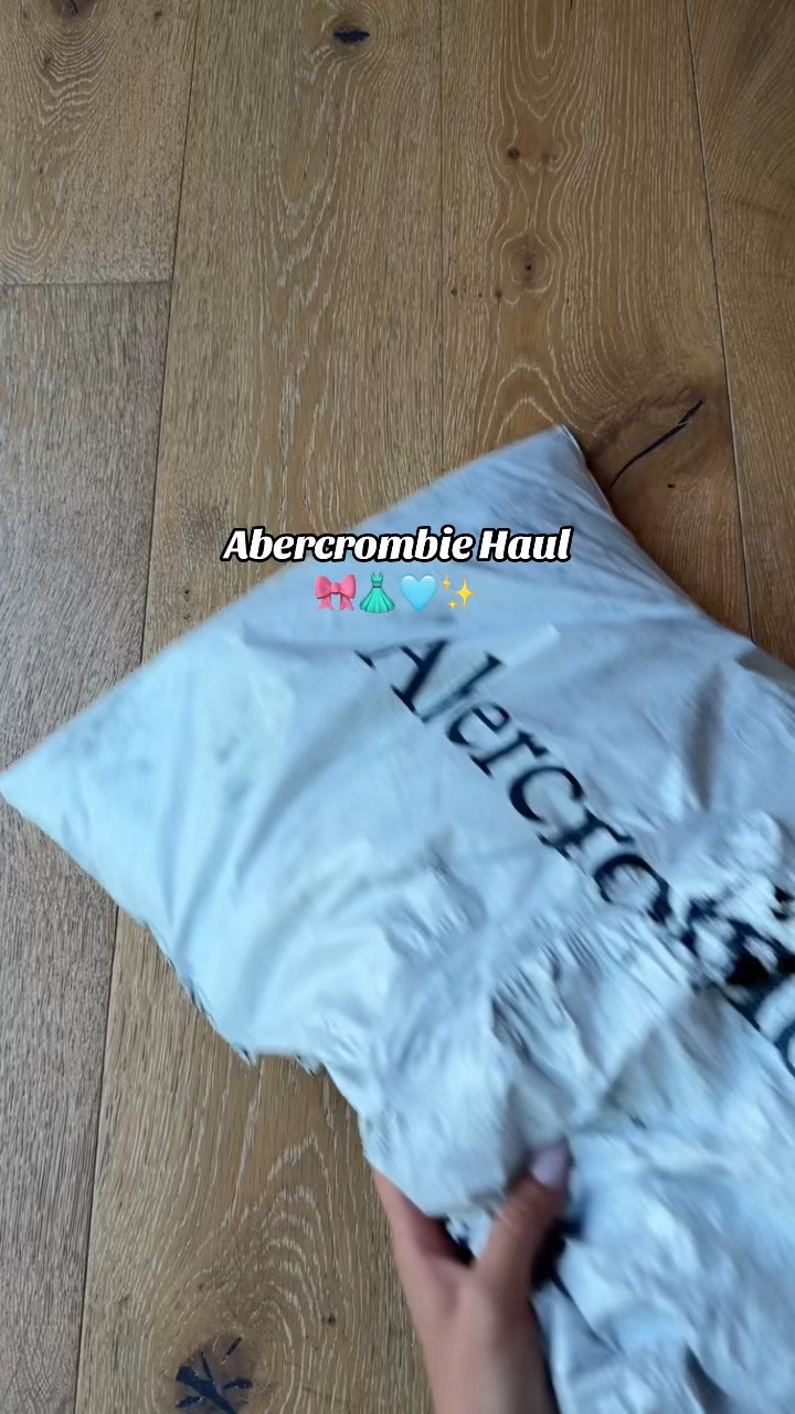 Abercrombie unboxing ✨ I cannot wait to show you these dresses on they are STUNNING!!! I will have them 🔗 on my LTK.