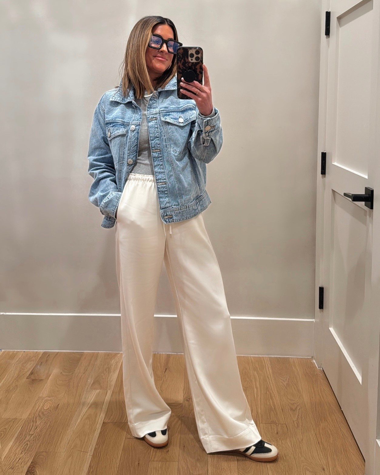 I’m SO pleased with this denim jacket that’s  on sale for $19 today, and these pants are an Aritzia look for less! 🤩🙌🏼Everything is true to size. Small in jacket, xs regular in pants). 

#LTKdayinmylife #LTKgrwm #LTKootd