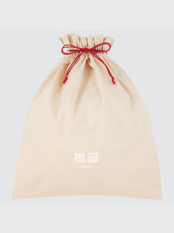 Gift Bag | UNIQLO (UK)