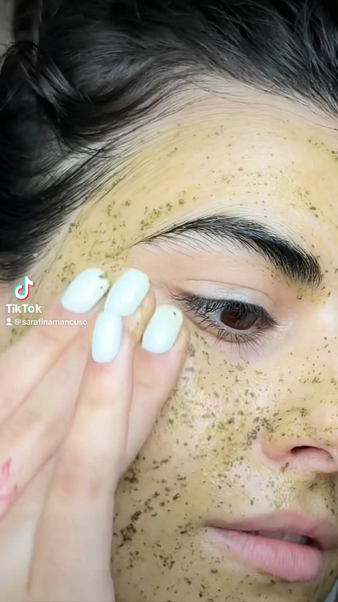 Skin pick-me-up! 🌱🫧🛀 

Spicules are a natural exfoliant & help to prep your skin to receive other ingredients like hyaluronic acid, niacinamide, or vitamin C. Essentially, the real benefits of spicules depends on what product you follow them with. 

#LTKunder100 #LTKFind #LTKBeautySale