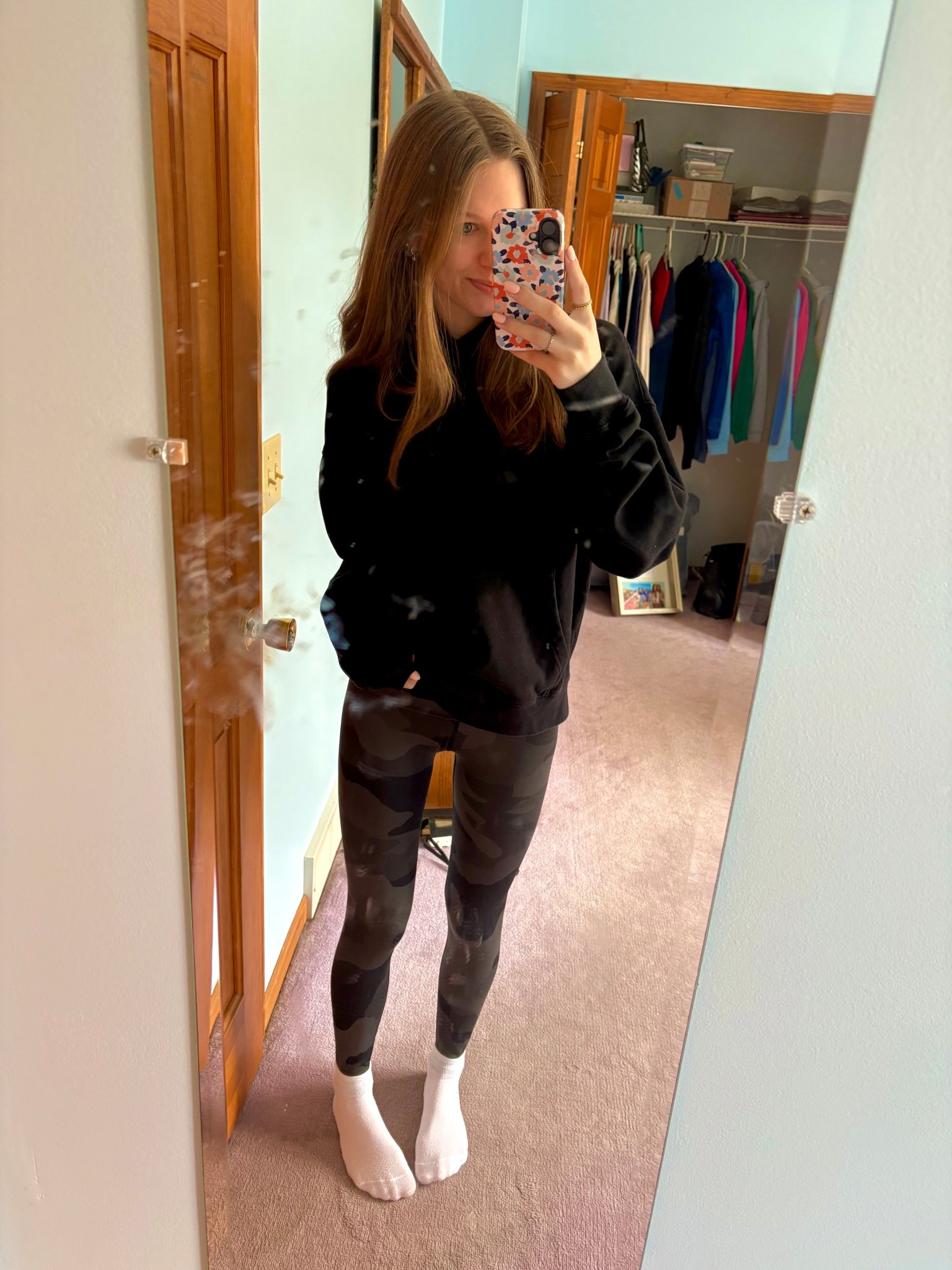 outfit details!!

but unfortunately they don't sell this pattern leggings anymore :(

#LTKStyleTip