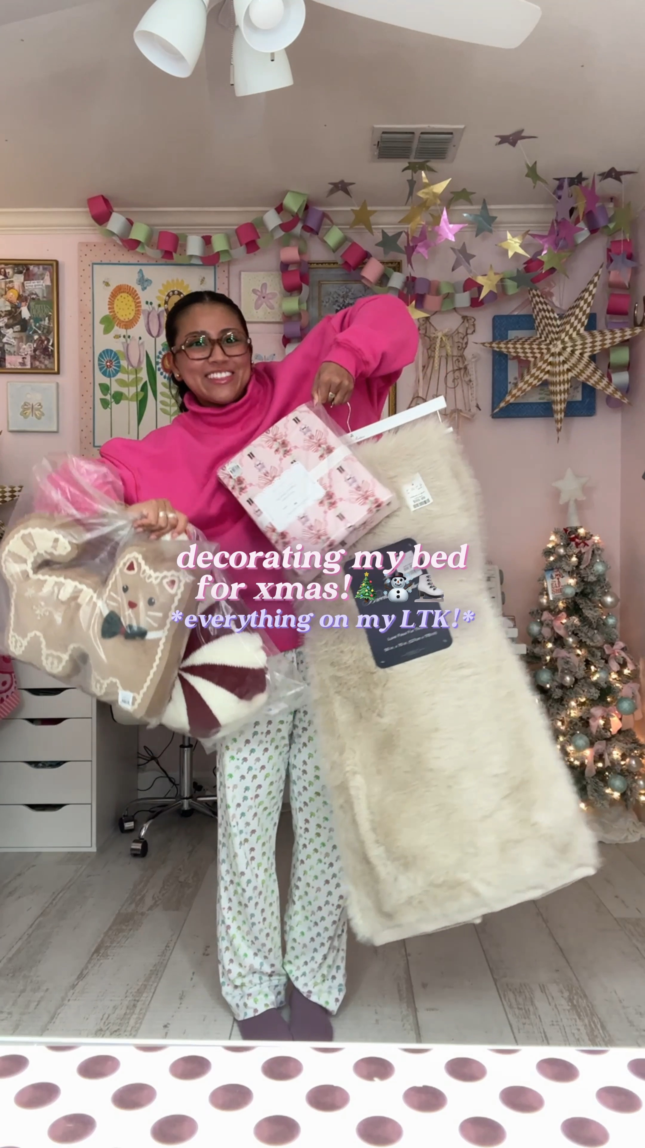 decorating my bed for xmas!!!

#LTKGiftGuide #LTKHome #LTKHoliday