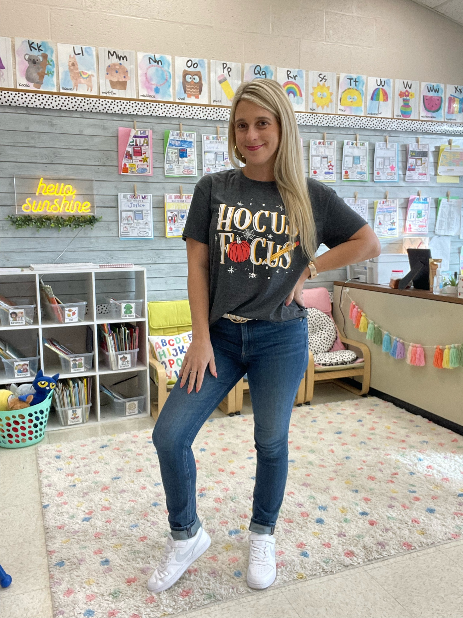 Hocus Pocus everybody focus!  Such a fun shirt for the Halloween season. 


I am wearing a size small. 

#LTKunder100 #LTKunder50 #LTKSeasonal