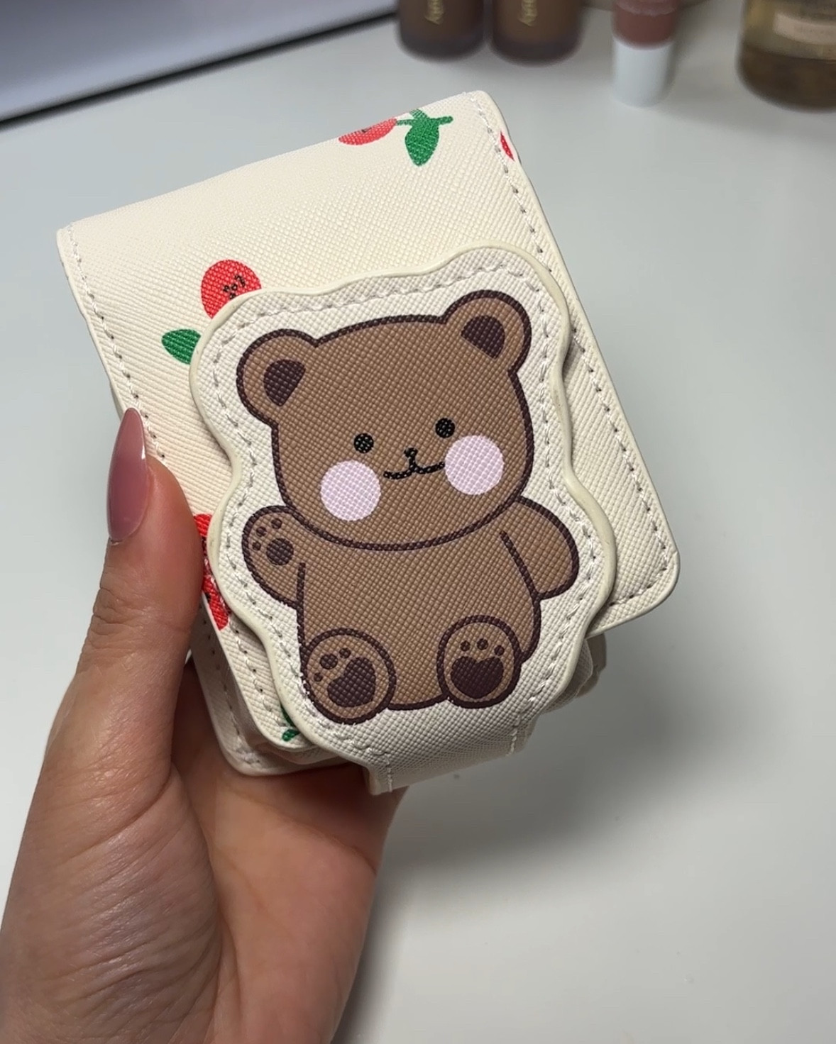 Cutest lippie bag wallet 🧸💄#lipbalm 