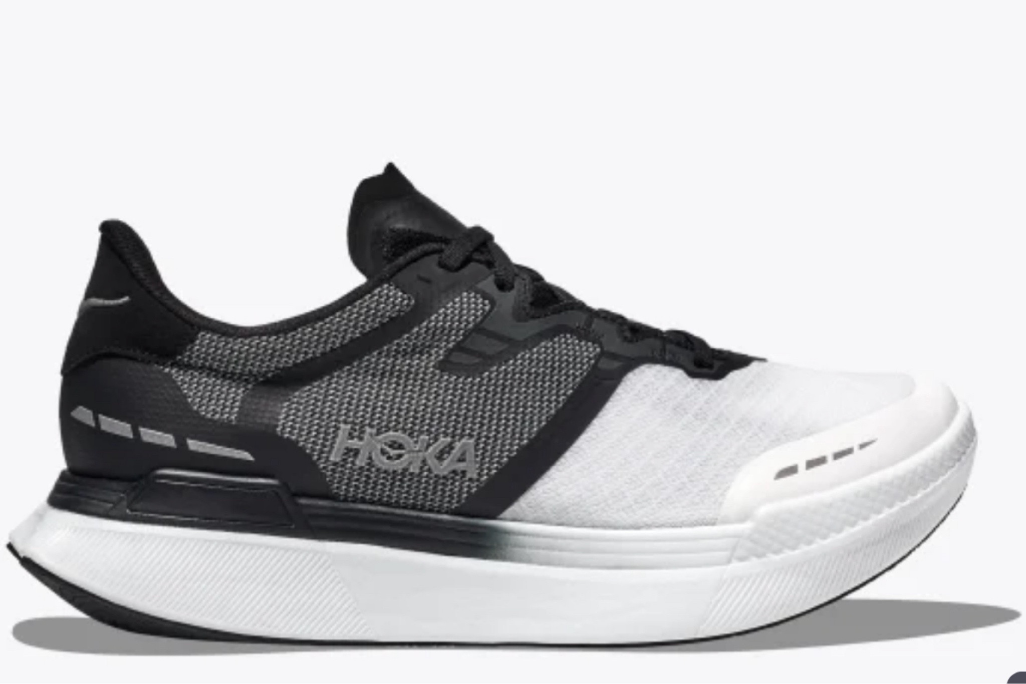 Best walking shoes #fitness 

#LTKfitness