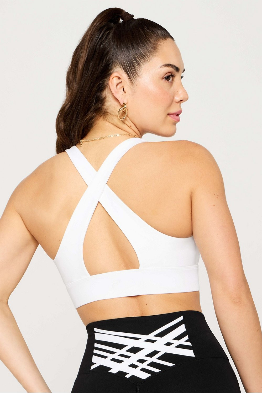 Oasis Twist Medium Impact Sports Bra | Fabletics