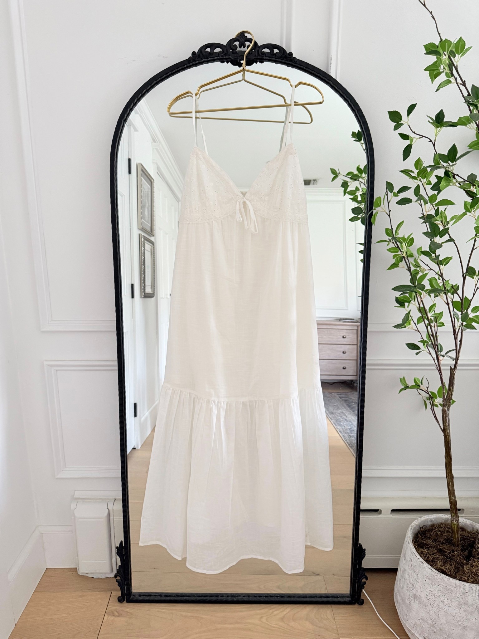 One of the prettiest white maxi dresses that I’ve ever owned. Lined and only $20 at Walmart. 🤍

#LTKootd #LTKTravel #LTKWorkwear