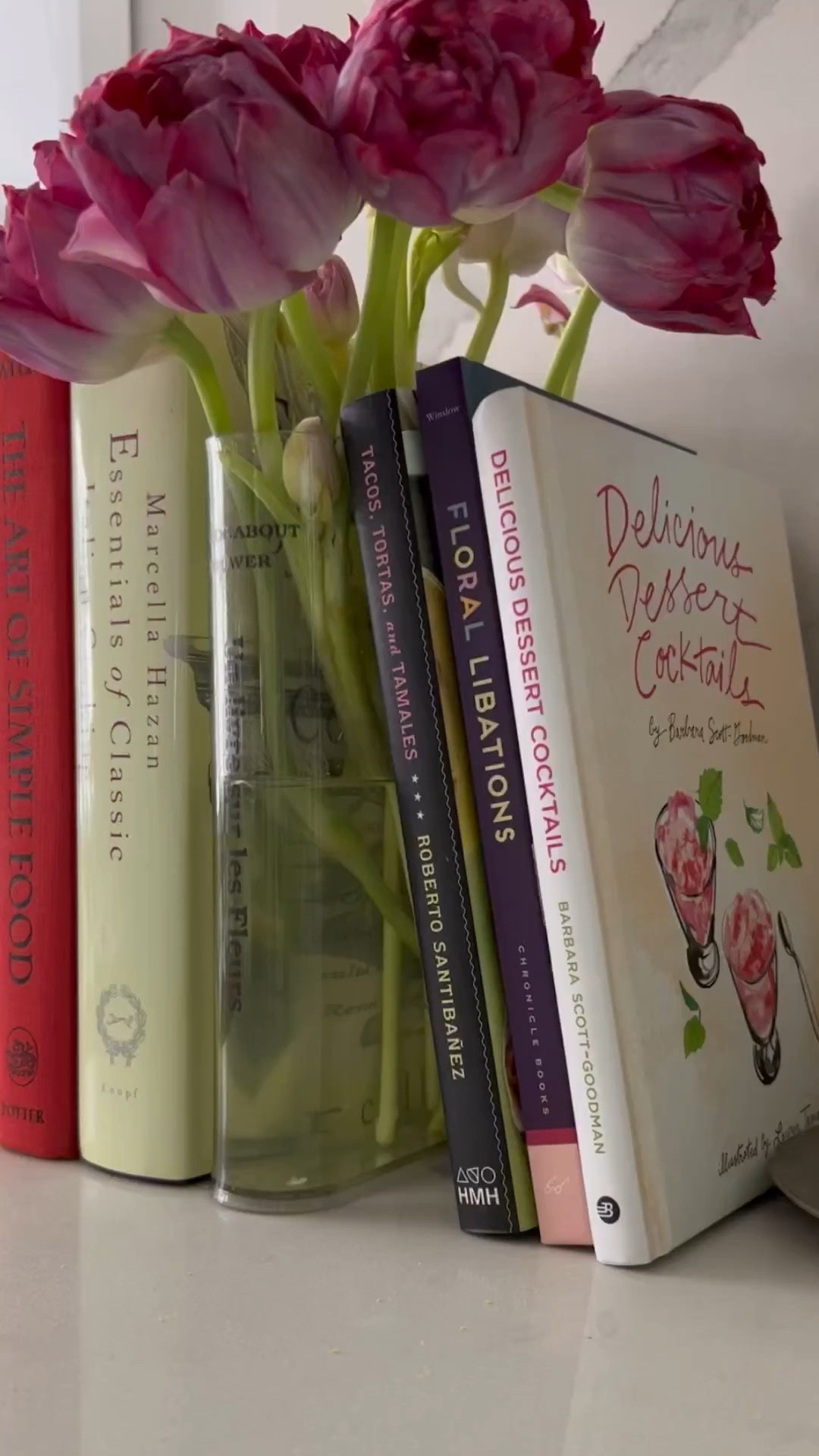 Cutest acrylic book vase from Amazon. Love this on my kitchen counter 

#LTKFind #LTKhome #LTKunder50