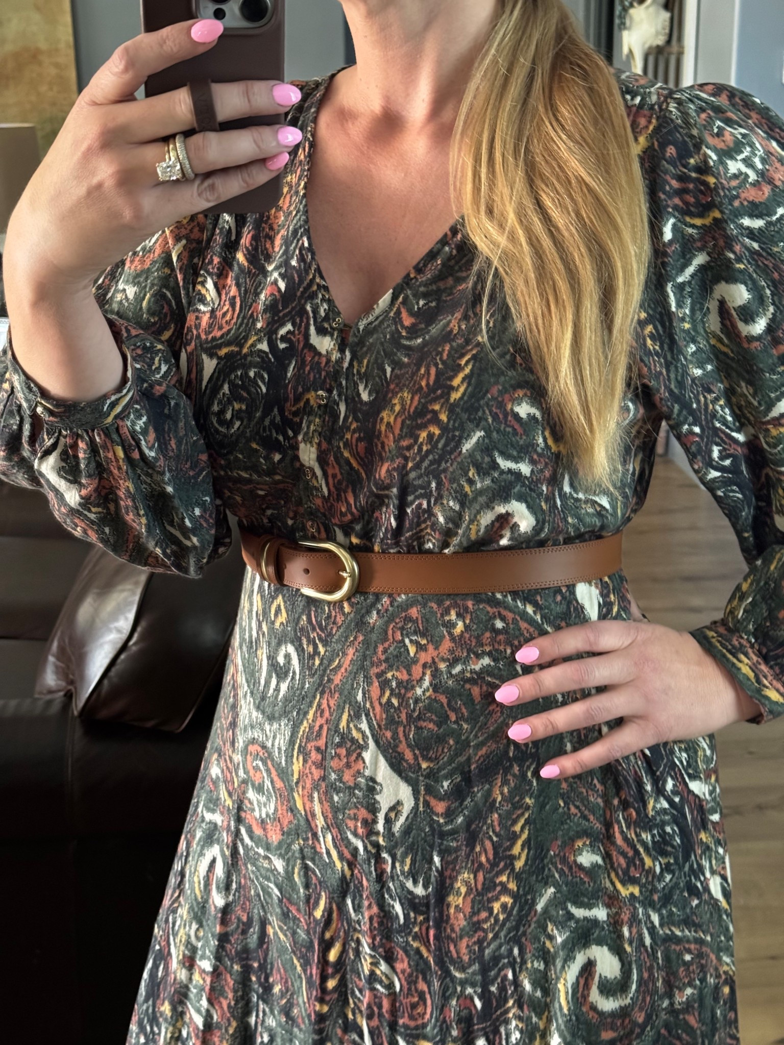 This belt 🤝 This dress | interior designer | client presentation outfitt

#LTKOver40 #LTKWorkwear #LTKdayinmylife