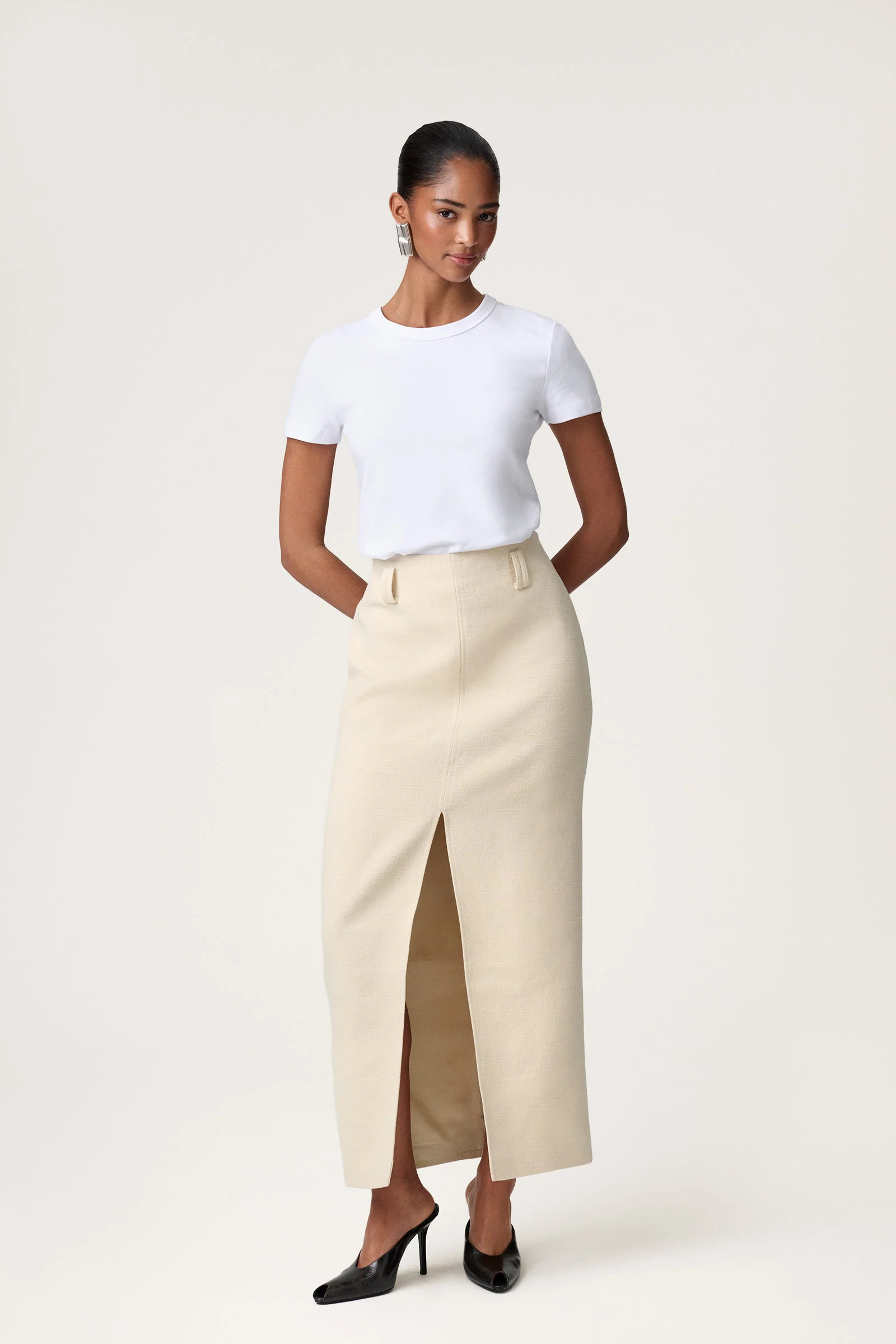Agra skirt in butter beige - Shop now | ADOORE