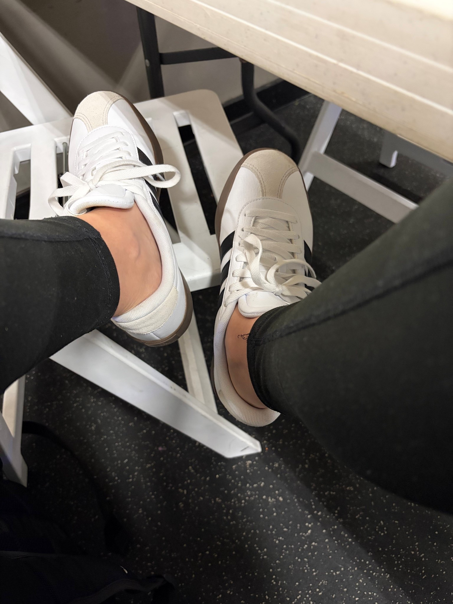 My running errands shoes

#LTKgrwm #LTKootd #LTKmomlife