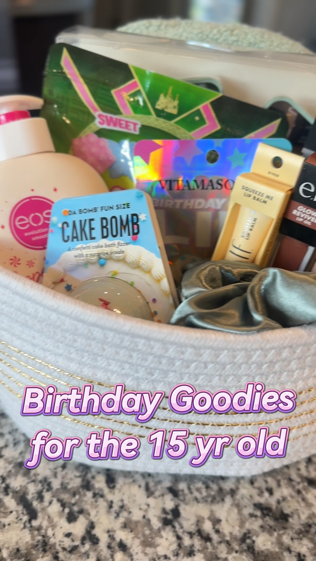 What to get a 15yr old who loves self care? This 👇🏽