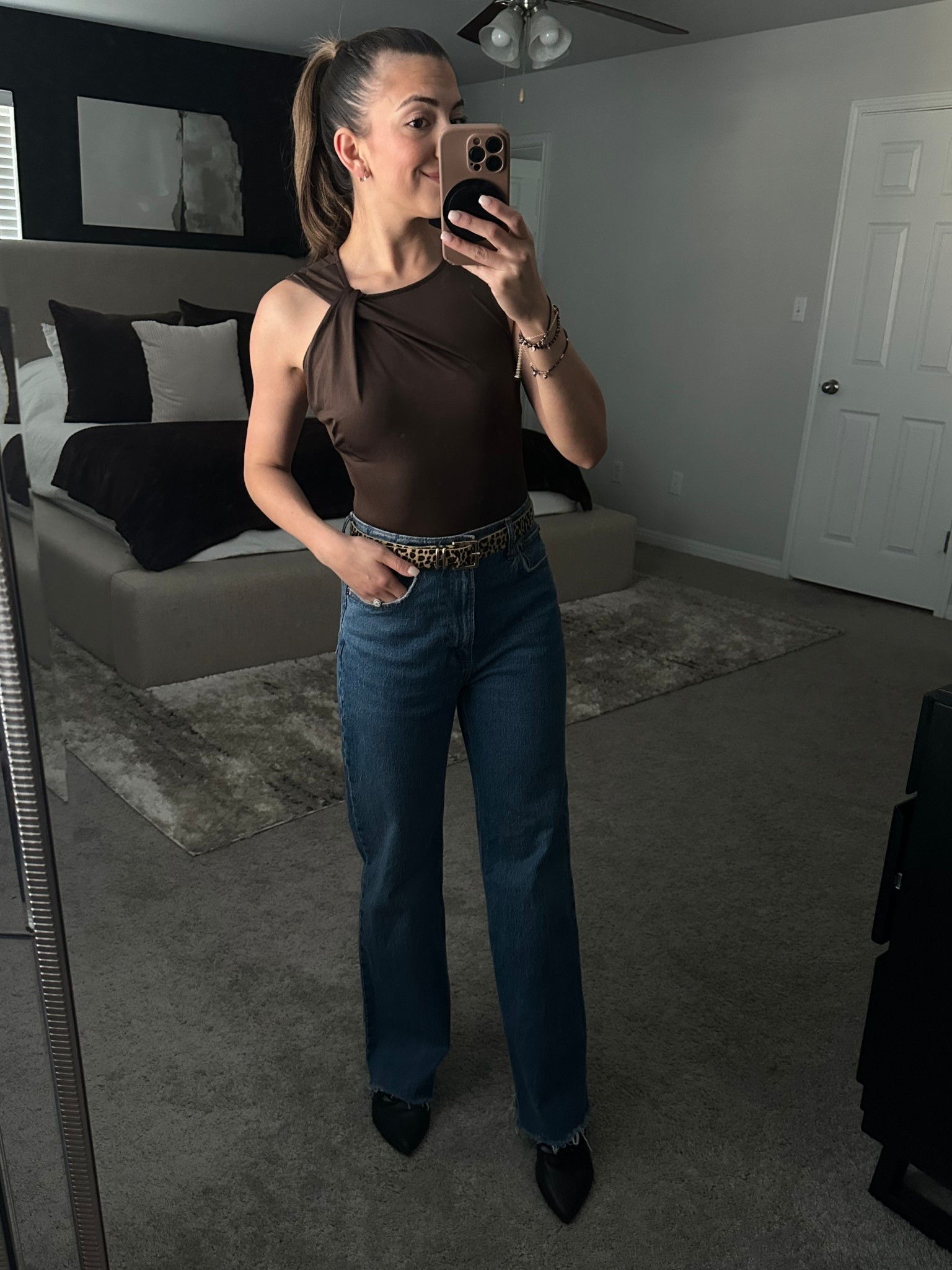 Today’s work outfit is one of my new favorite OOTDs and I can’t believe how chic this top looks for under $20! Wearing a small in the top and it was the perfect length to tuck into the jeans 🤎

#LTKWorkwear #LTKStyleTip #LTKFindsUnder50