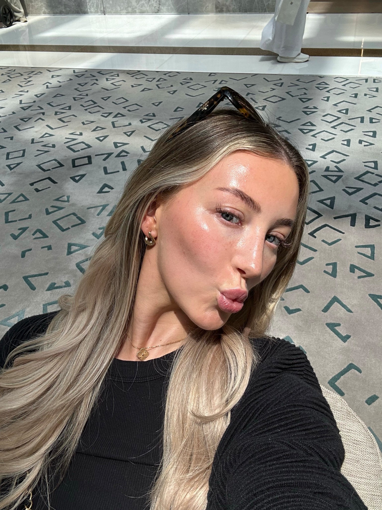 Glowy holiday skin ✨

#LTKtravel #LTKbeauty
