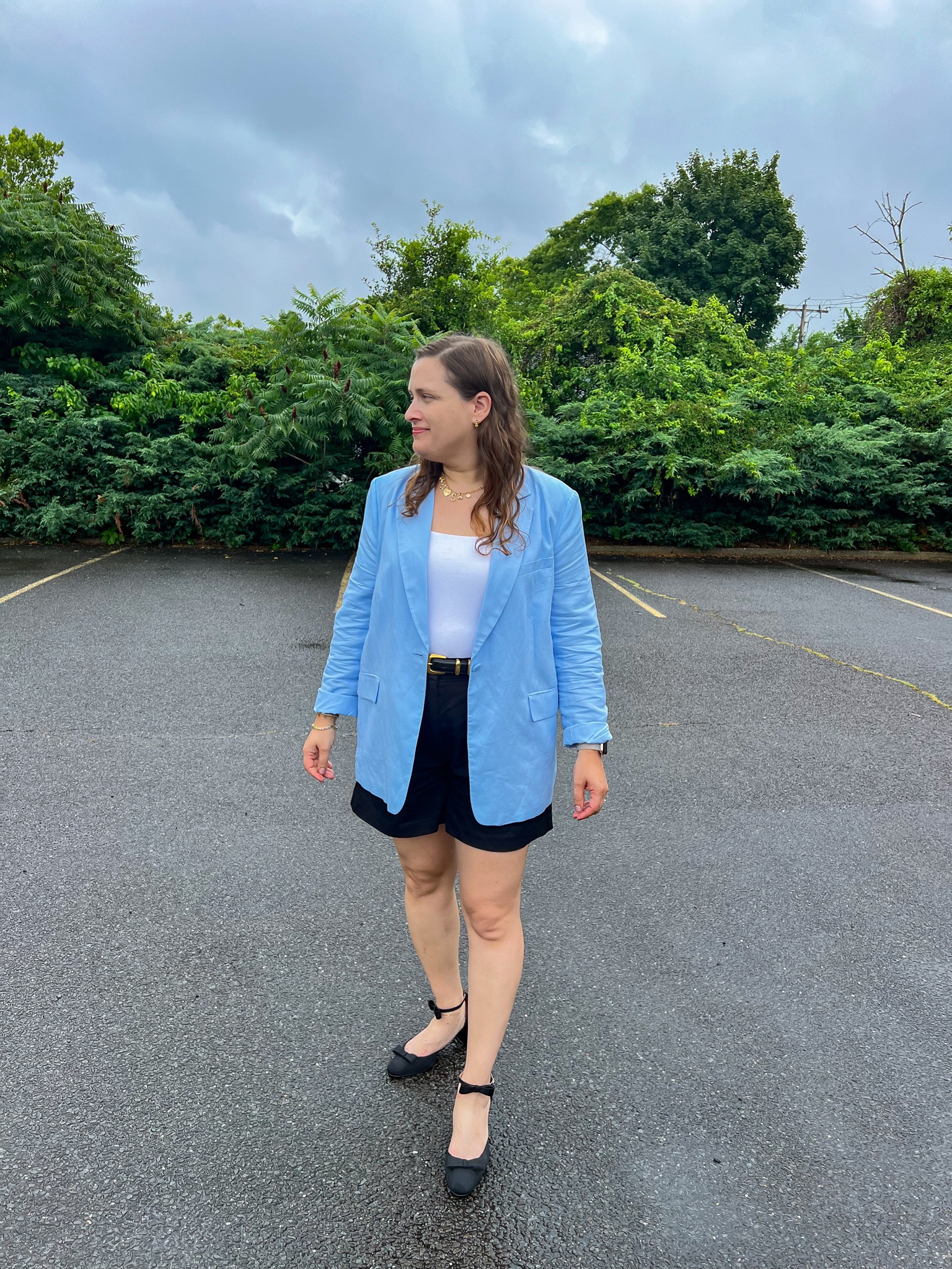 Blazer and shorts, dressing up shorts

#LTKMidsize #LTKShoeCrush #LTKStyleTip