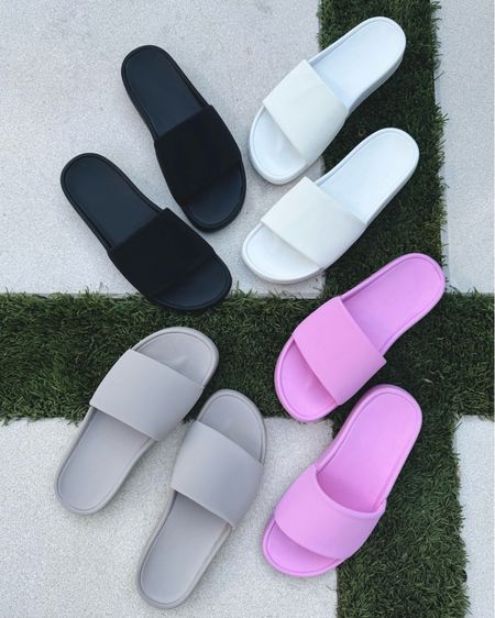 These target sandals are lululemon inspired 
These are a fantastic look for less option and run tts
Linen pants Sz 2
Tee sz 
#LTKtravel

#LTKFindsUnder50 #LTKShoeCrush #LTKSeasonal