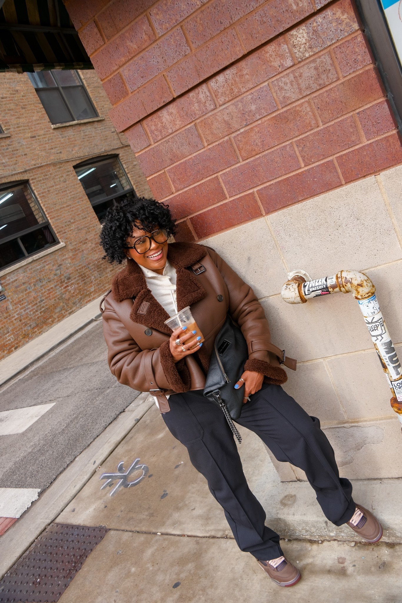 Hey 2026, let’s come correct 🤎

#LTKPetite #LTKmorningroutine #LTKgrwm