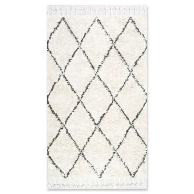 nuLOOM Moroccan Hand Knotted Fez Shag 5-Foot x 8-Foot Area Rug in Natural | Bed Bath & Beyond