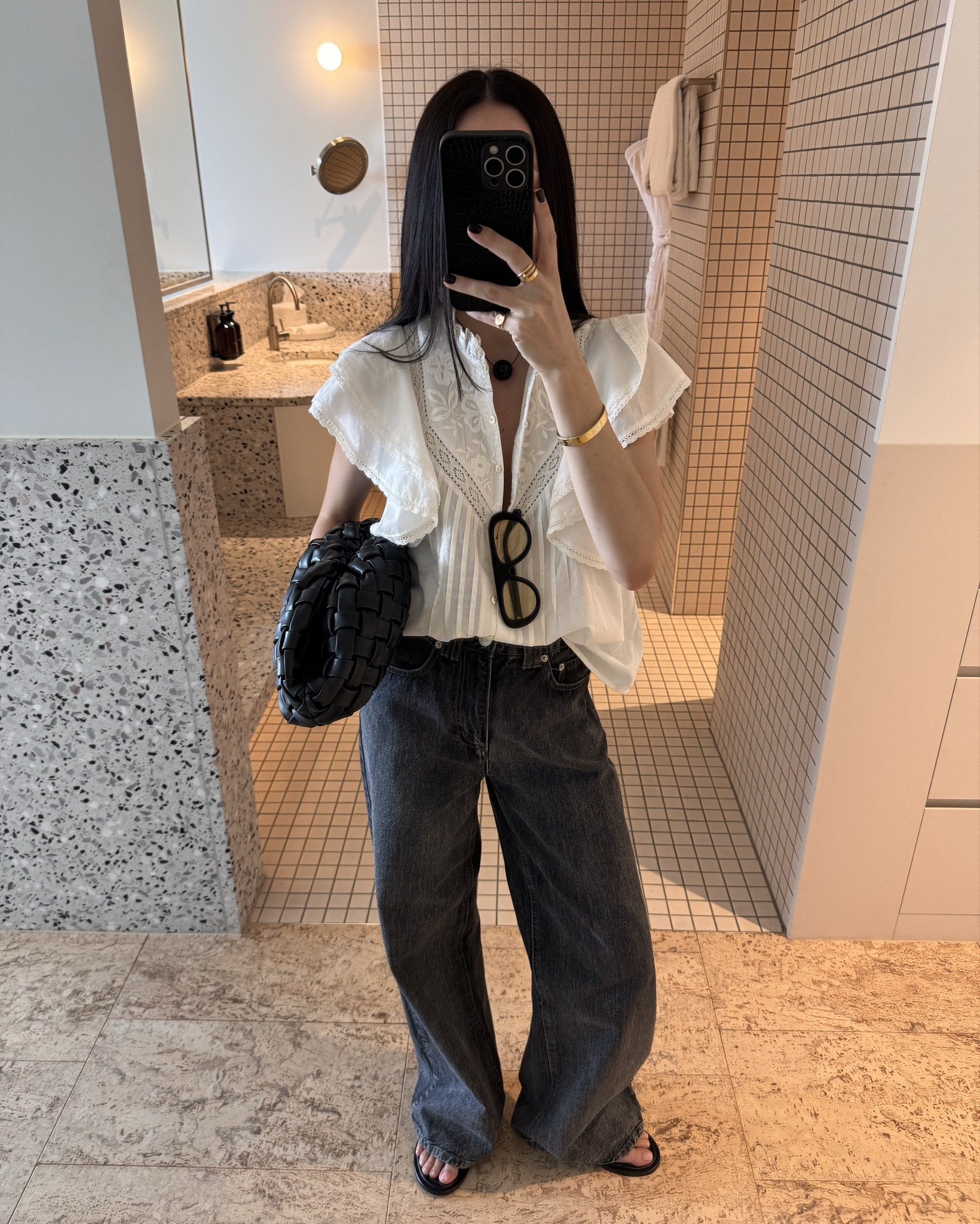 can’t get enough of this blouse (linked similar) 🤍
blouse — XS/6
jeans — AU6

#LTKpetite #LTKaustralia #LTKjeans