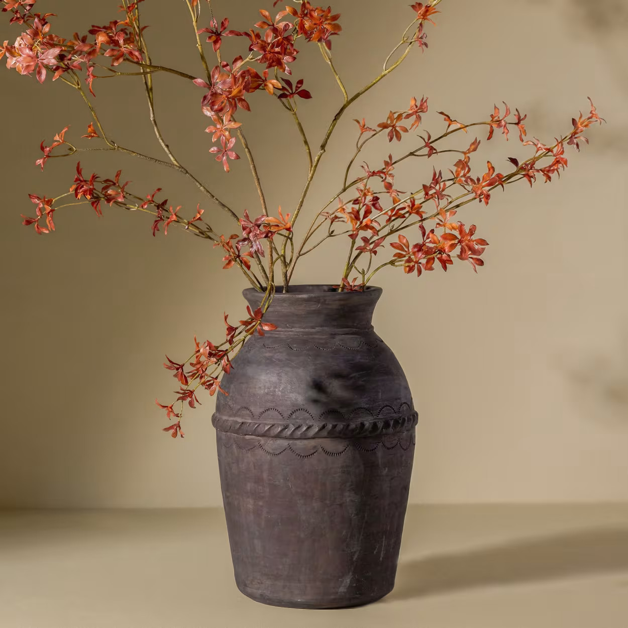 Rope Detail Black Textured Vessel | Magnolia