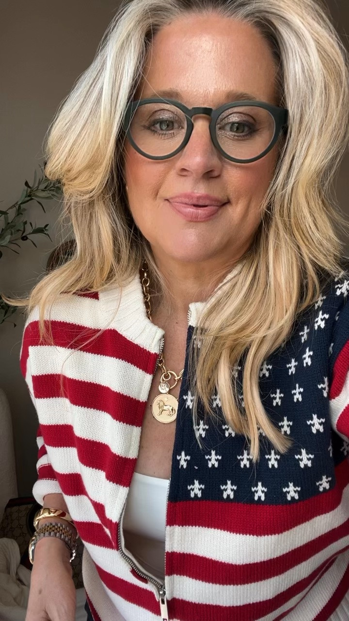✨Tap the bell, save and ❤️ for over 40 fashion, midlife style, midsize fashion and luxury looks for less. 

This is one of those finds of the century… and if your size is still in stock, run. 🇺🇸

I thought it was cute online, but the second I put it on, I got the hype. And when I saw it comes in kids’ and toddler sizes too? Instant family photo outfit.

⬇️Sizing information:
Wearing large cardigan (size down if in between sizes.)
Large quarter zip (size down if in between sizes.) 

👑 Helping you look good, feel good! — Lindsey Denver 🤍 Check back daily for belly-friendly style, confidence, and Outfit Physics.

#LTKOver40 #LTKPlusSize #LTKMidsize

Comment SHOP below to receive a DM with the link to this post on my LTK ⬇ https://liketk.it/6f1PU