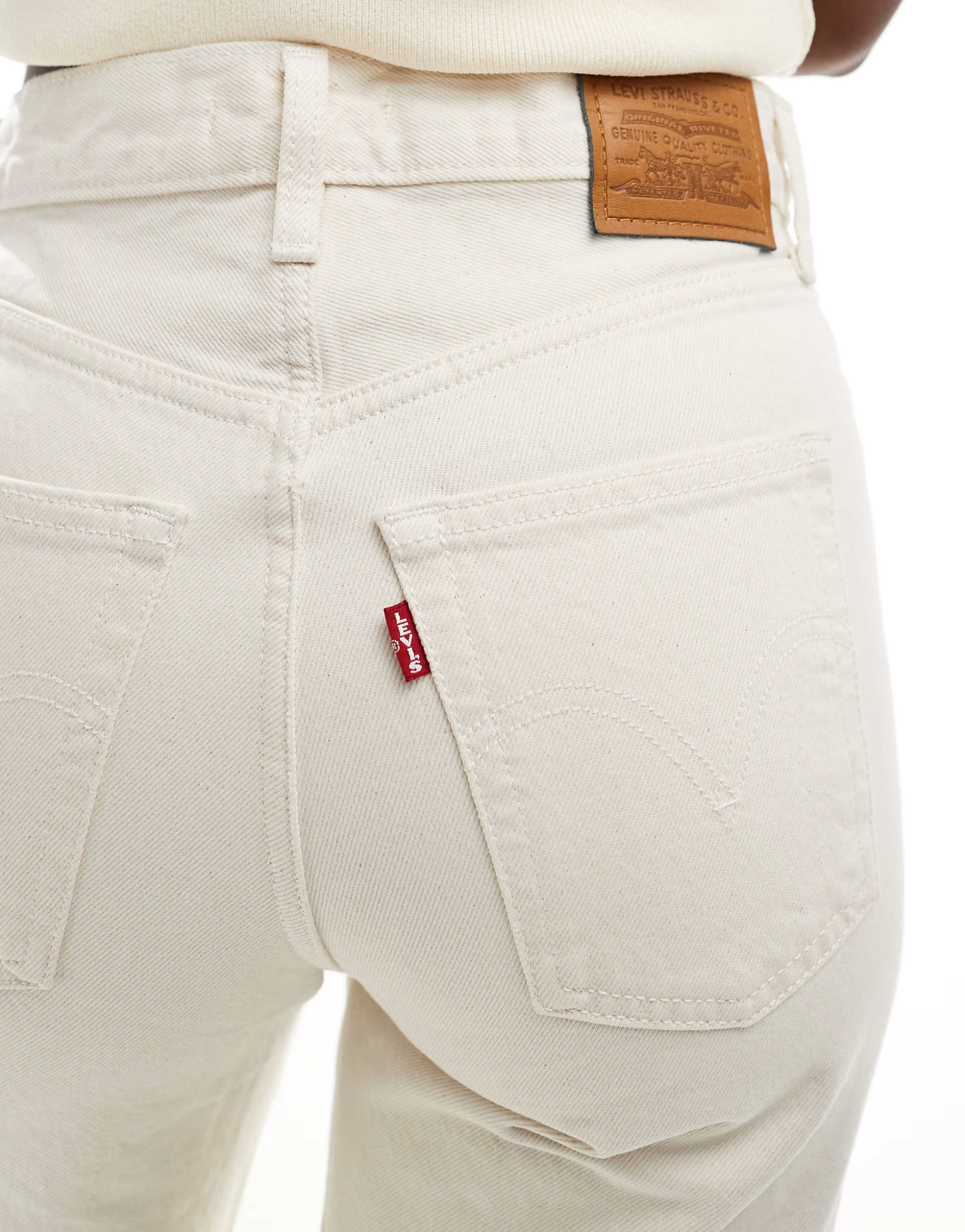 Levi's - Ribcage - Jean large à taille haute - Blanc | ASOS (Global)