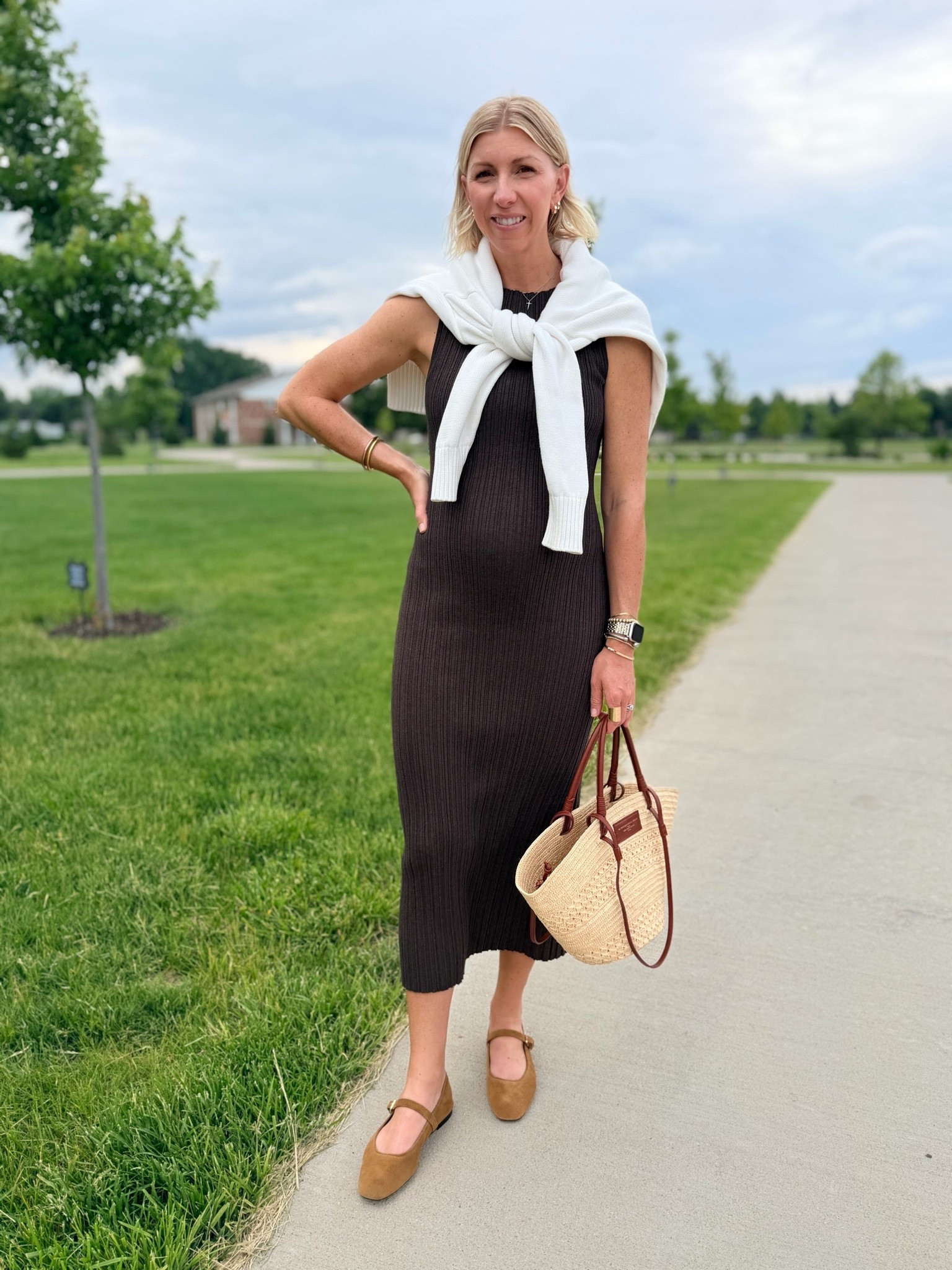 Love the fit and material of this dress!

#LTKootd #LTKSeasonal #LTKOver40