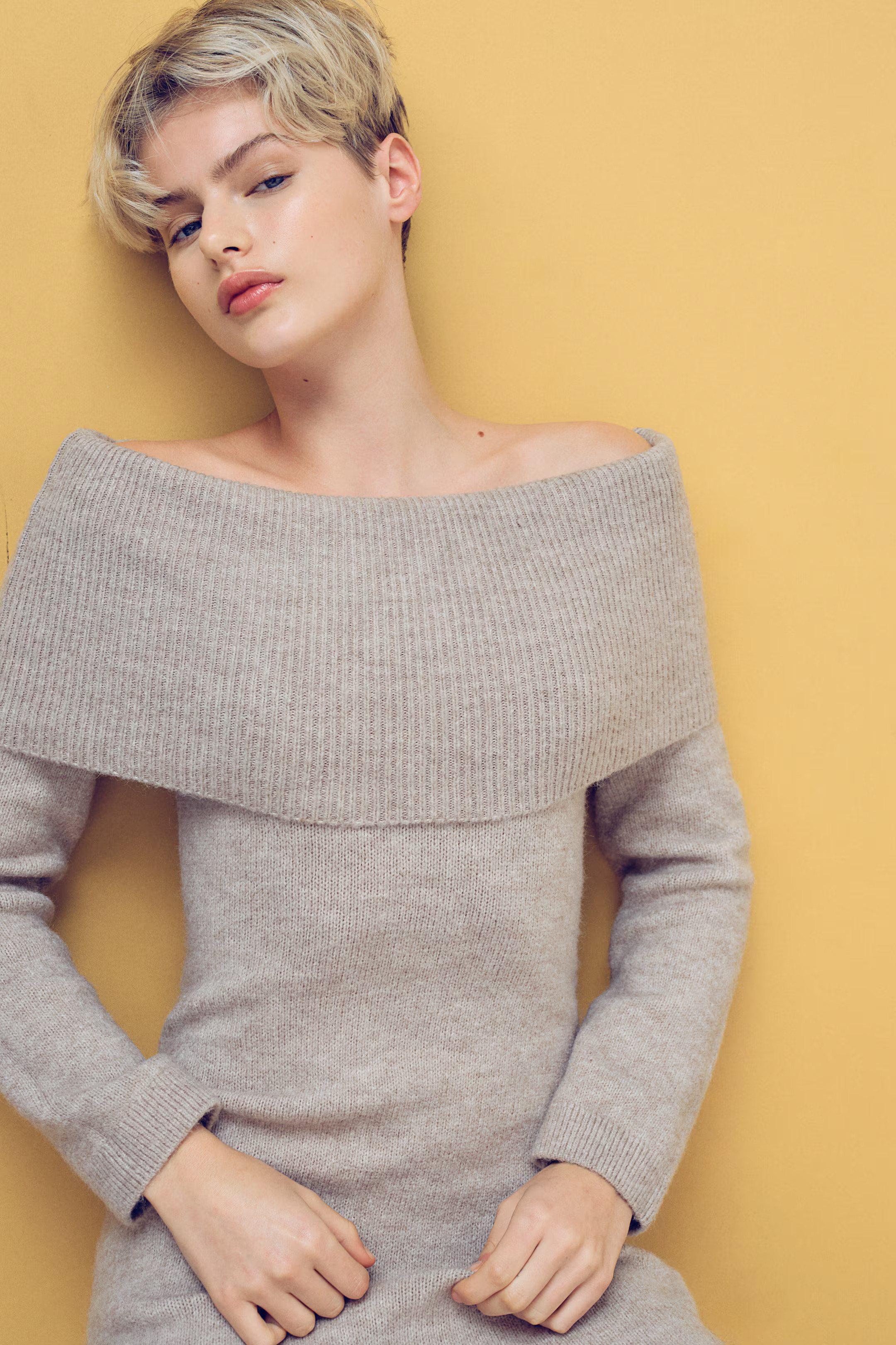 Off-the-Shoulder Fine-Knit Dress - Light beige melange - Ladies | H&M US | H&M (US + CA)